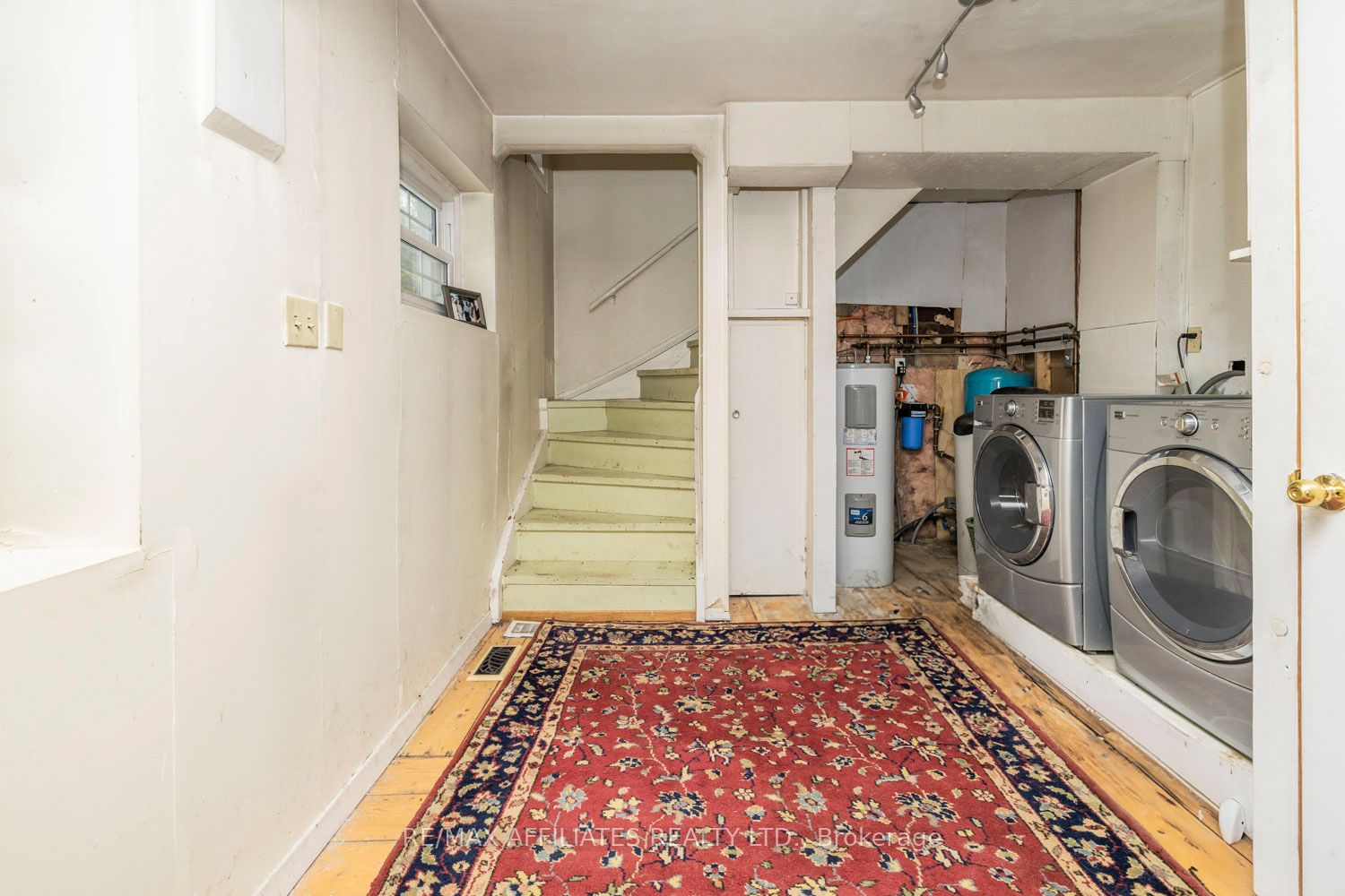 9436 Branch Rd Property Photo 24