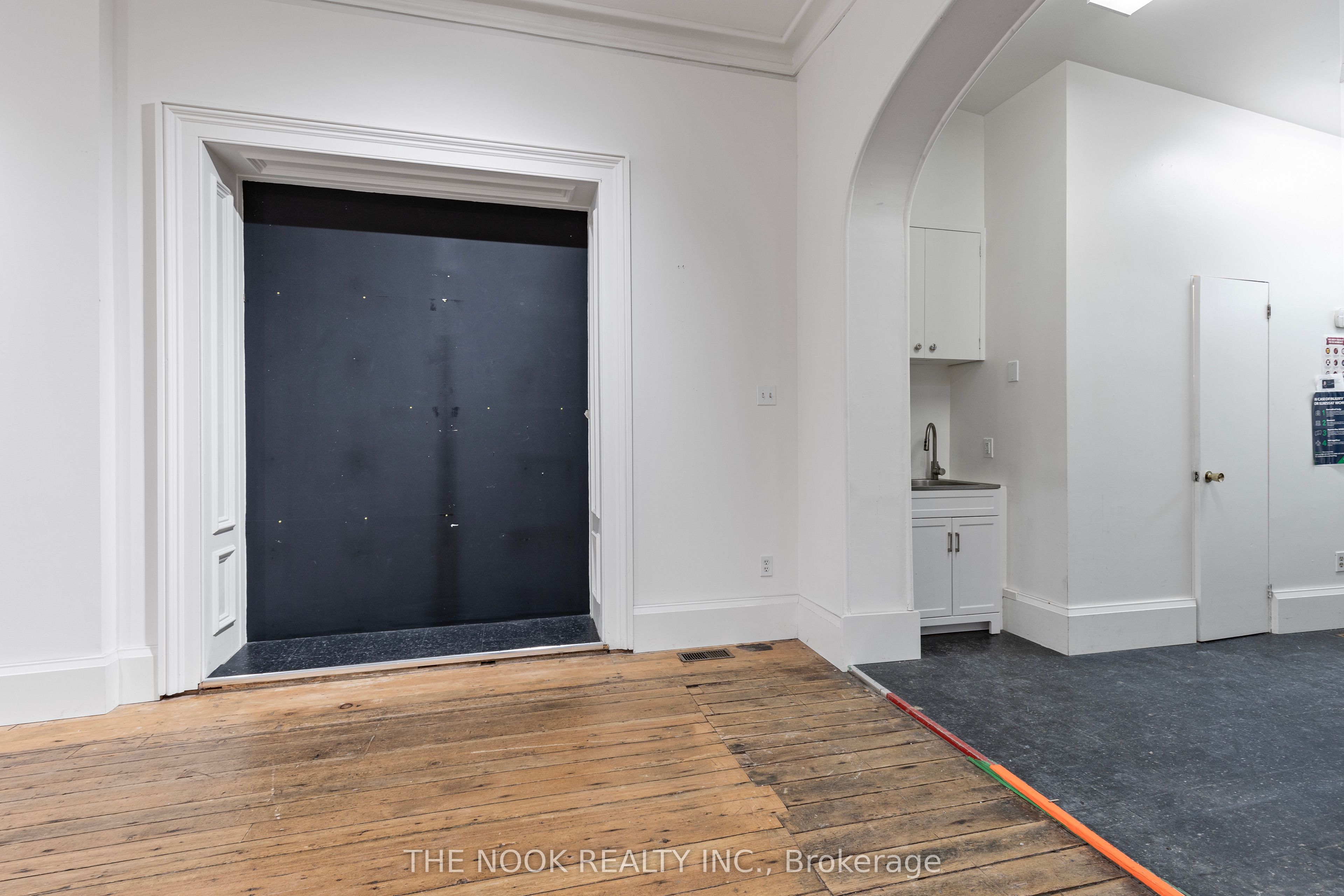 56 Walton Street Property Photo 8