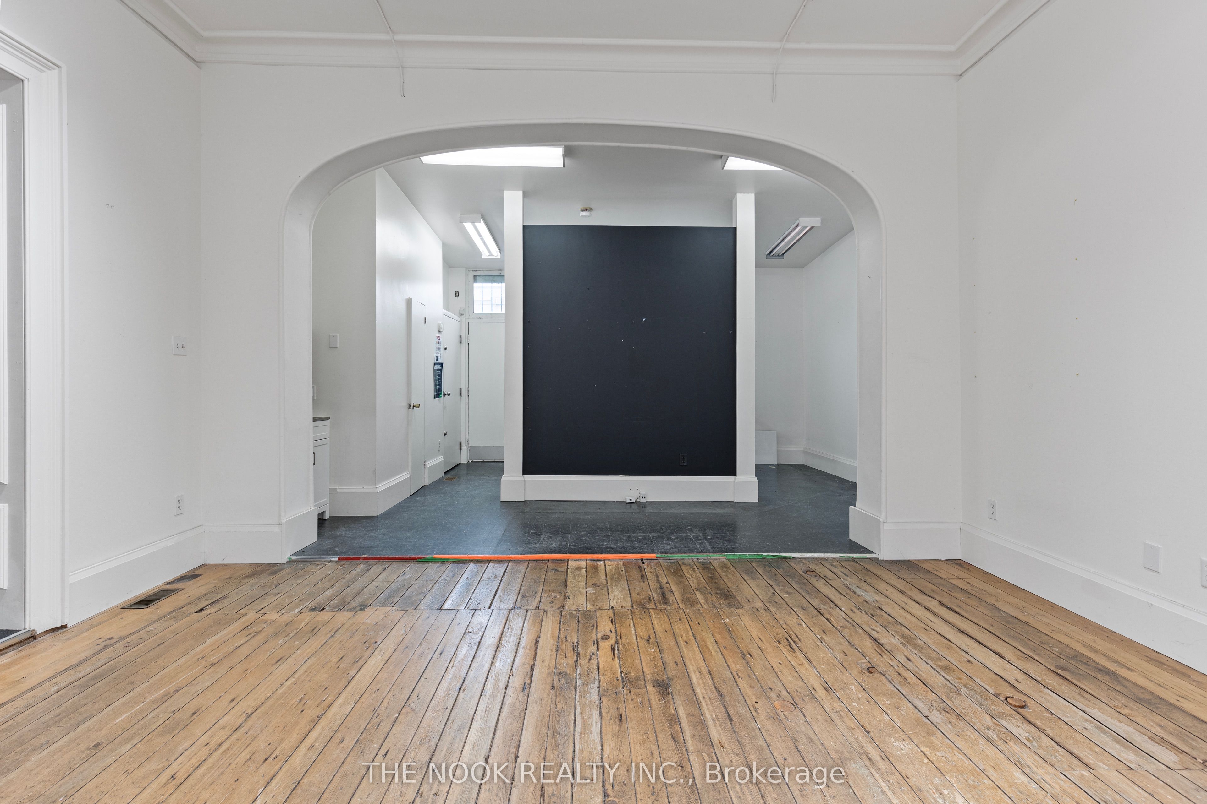 56 Walton Street Property Photo 10