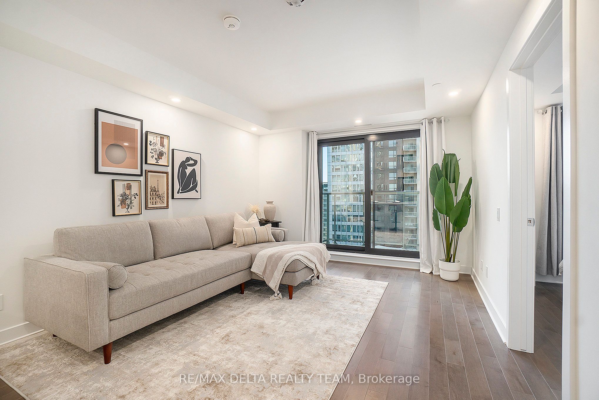 #1209 - 180 George Street Property Photo 9