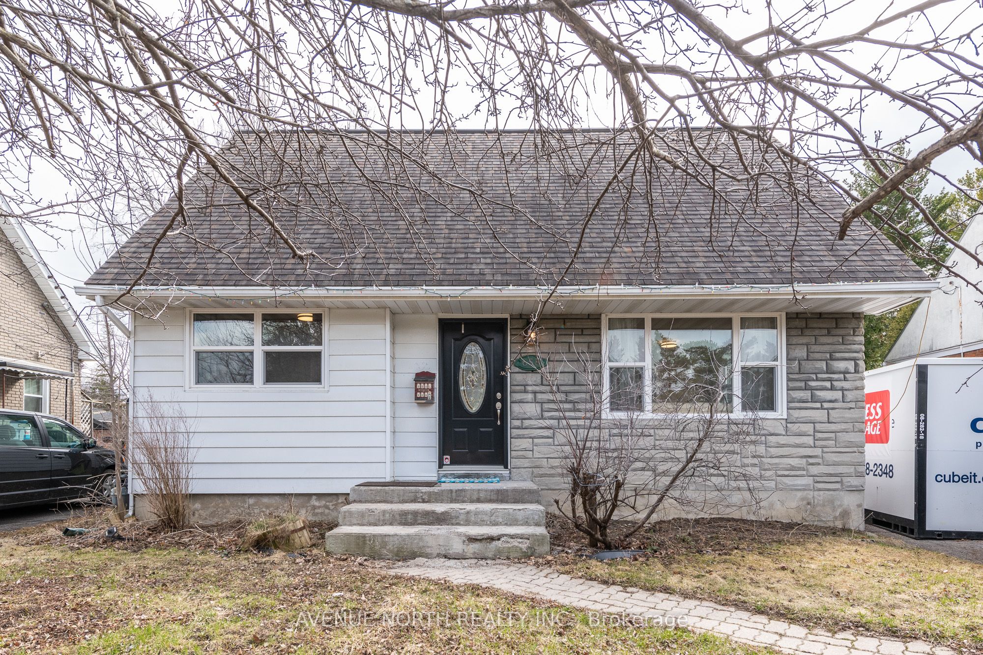 658 Coronation Avenue Property Photo