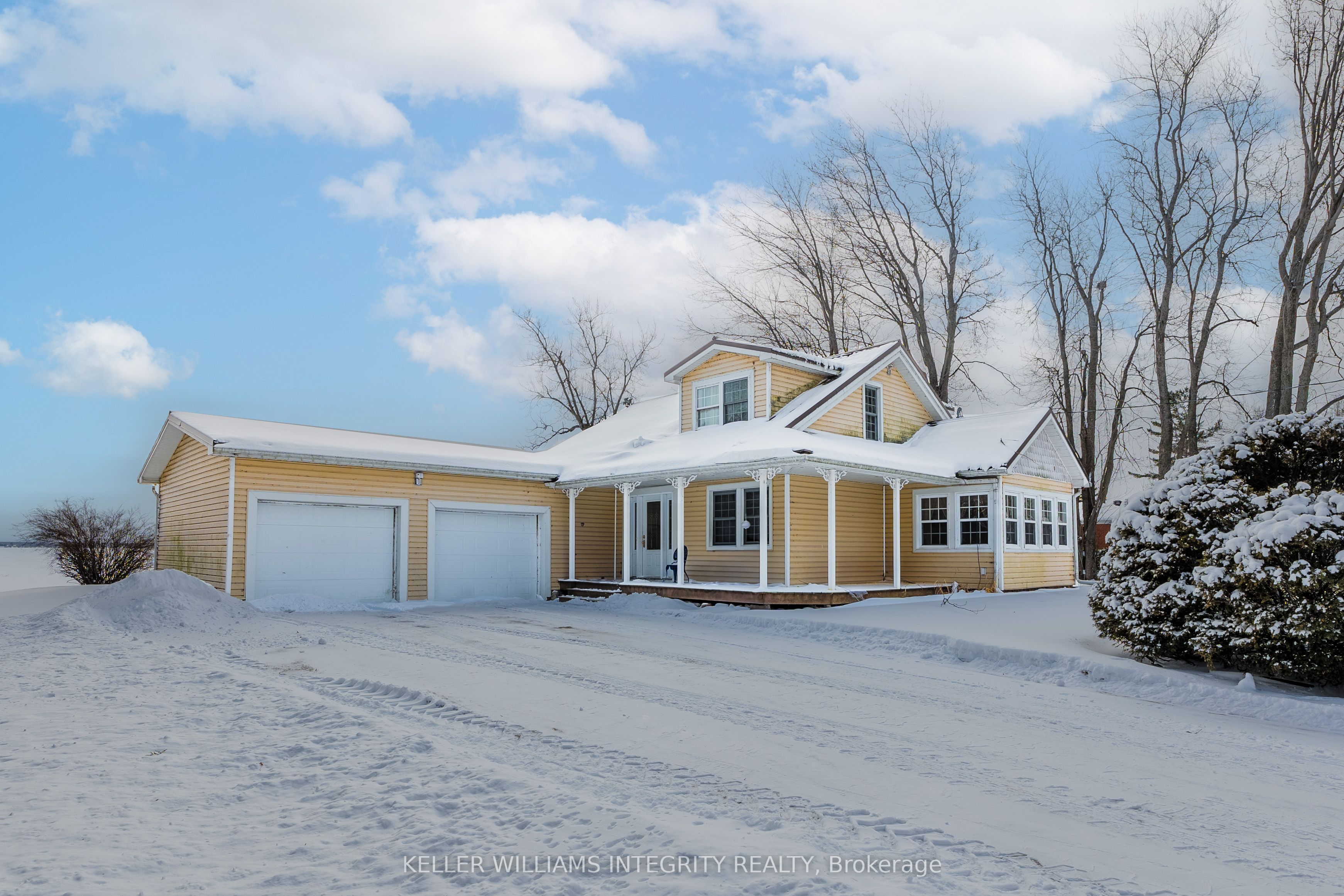 6276 River Road Property Photo
