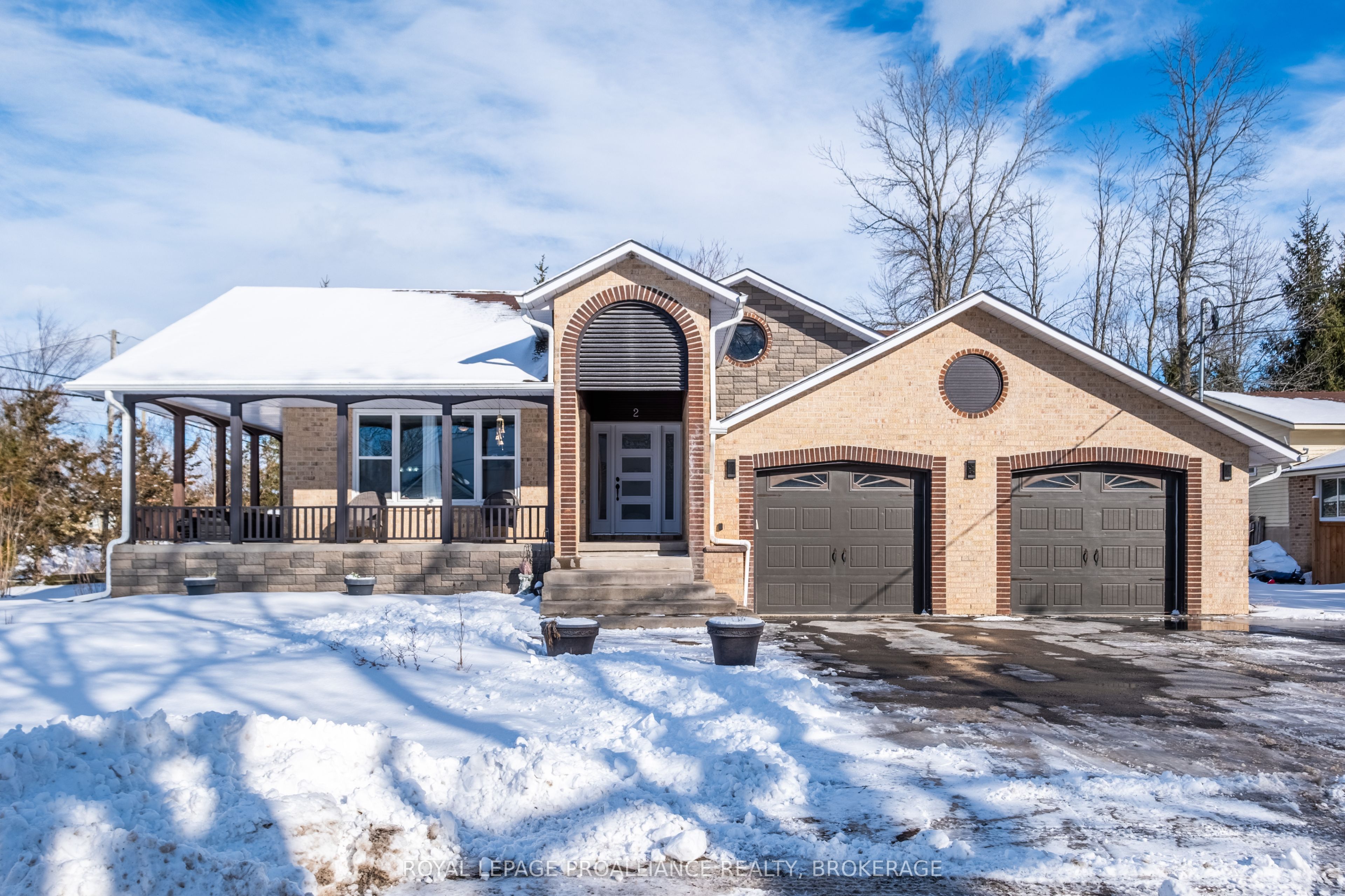 2 Creighton Drive Property Photo