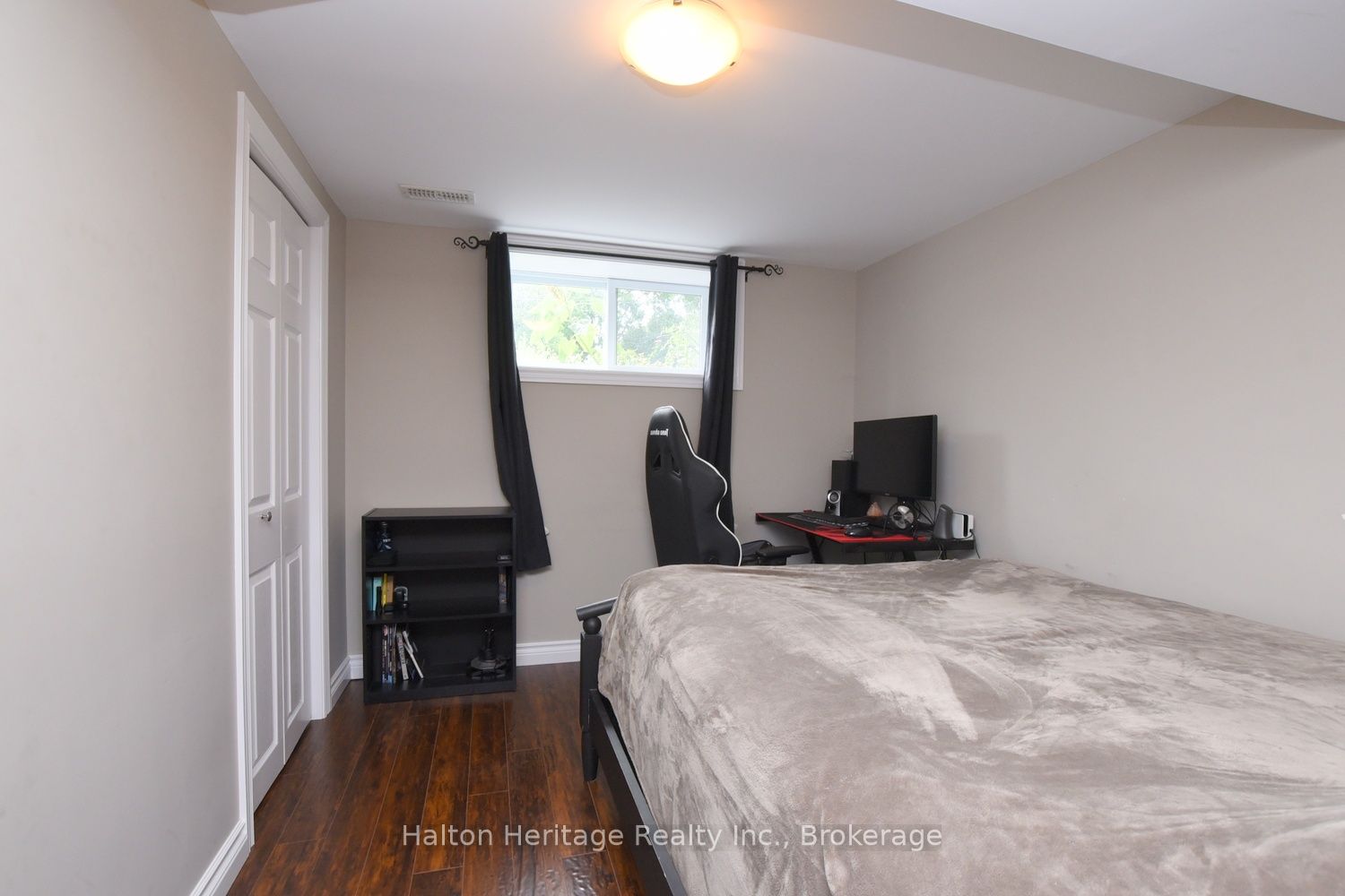 42 Seneca Street Property Photo 19
