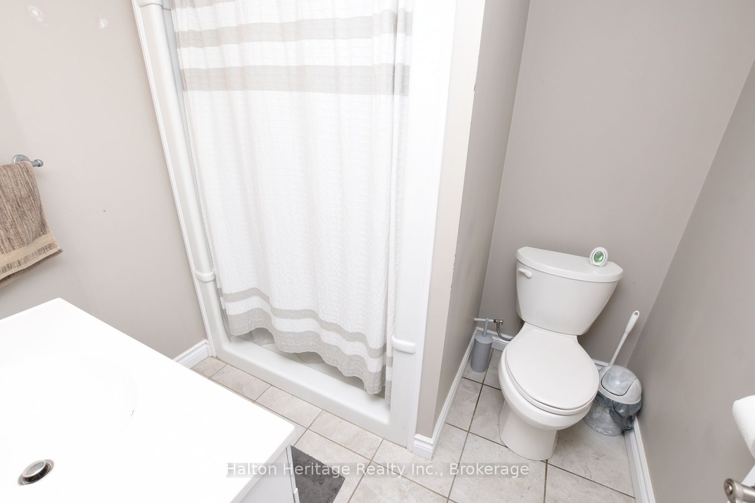 42 Seneca Street Property Photo 20
