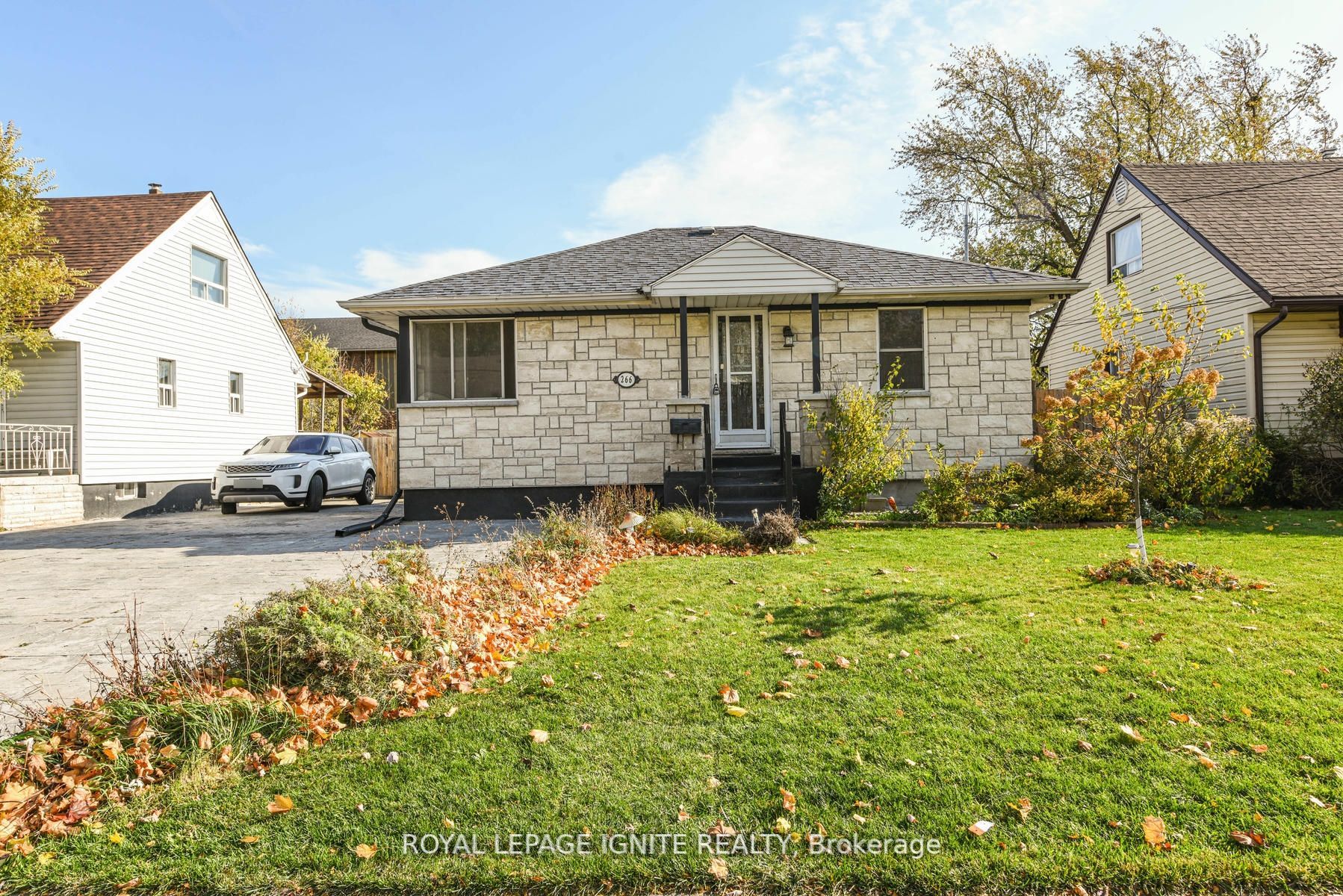 266 Adair Ave N Property Photo 1