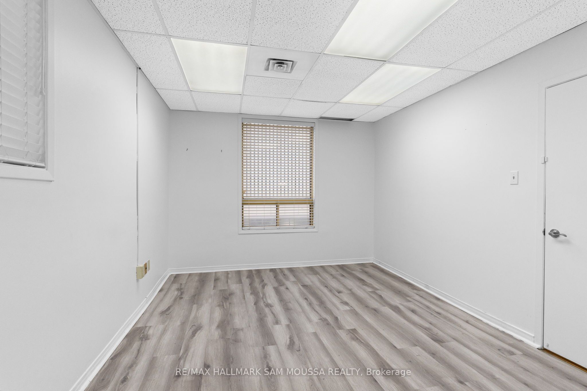 164 Metcalfe St Property Photo 11