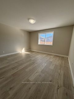 120 Hastings Park Drive Property Photo 6