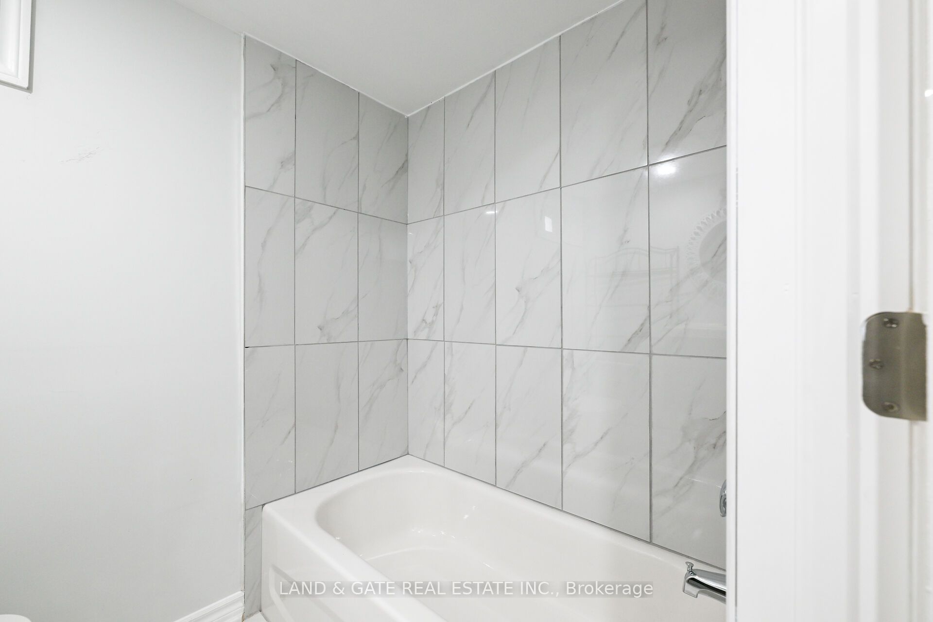 400 Limeridge Road Property Photo 25