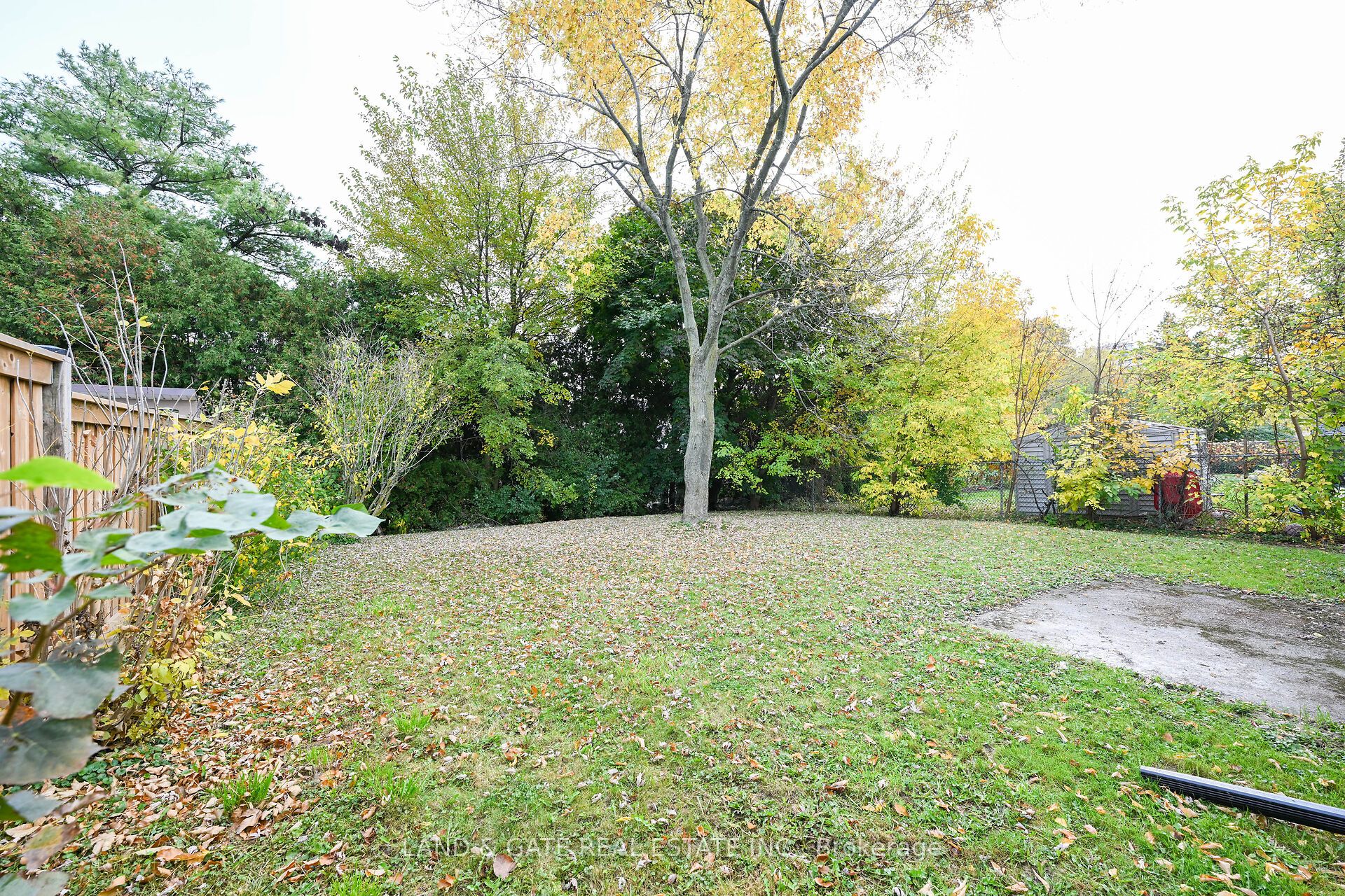 400 Limeridge Road Property Photo 32