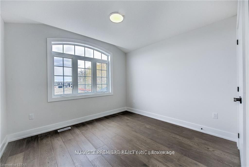 6497 Heathwoods Avenue Property Photo 12