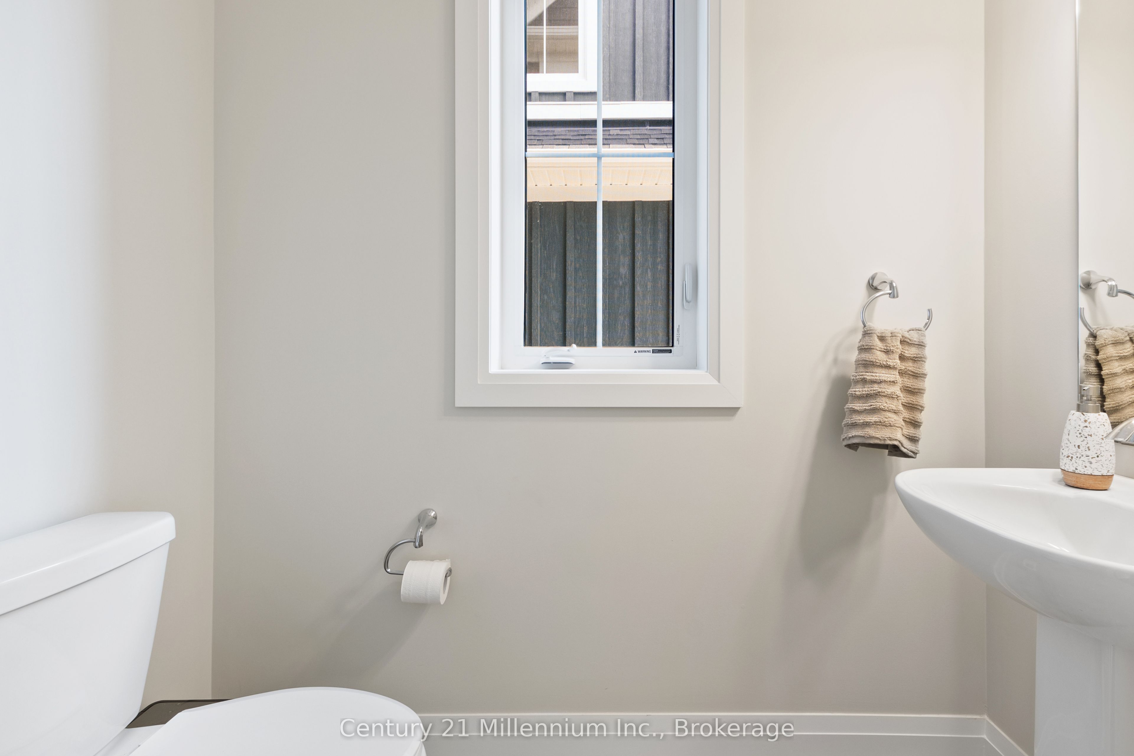 126 Courtland Street Property Photo 3