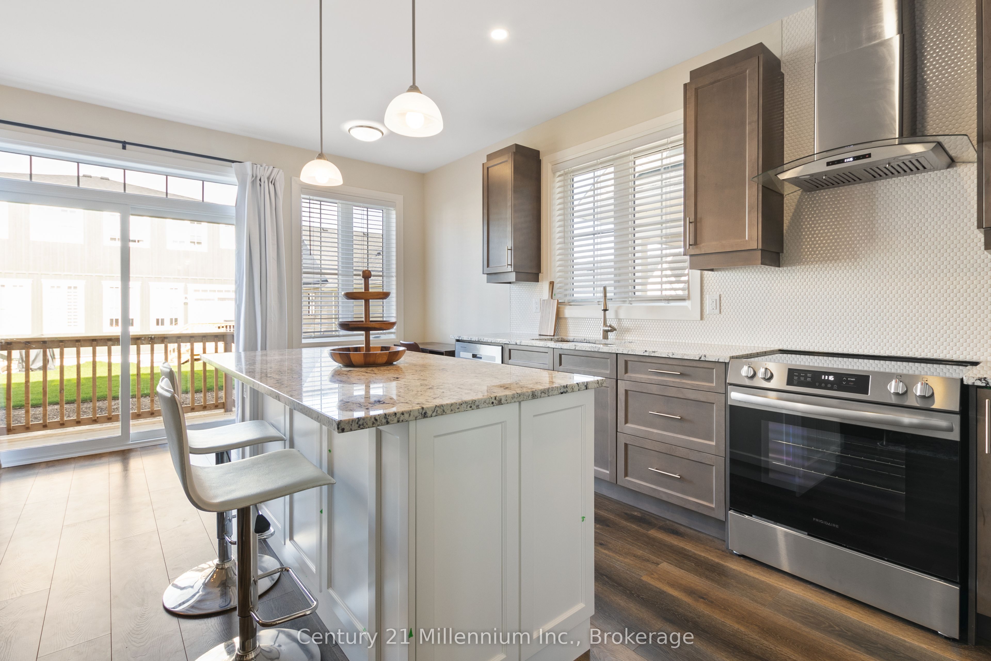 126 Courtland Street Property Photo 10