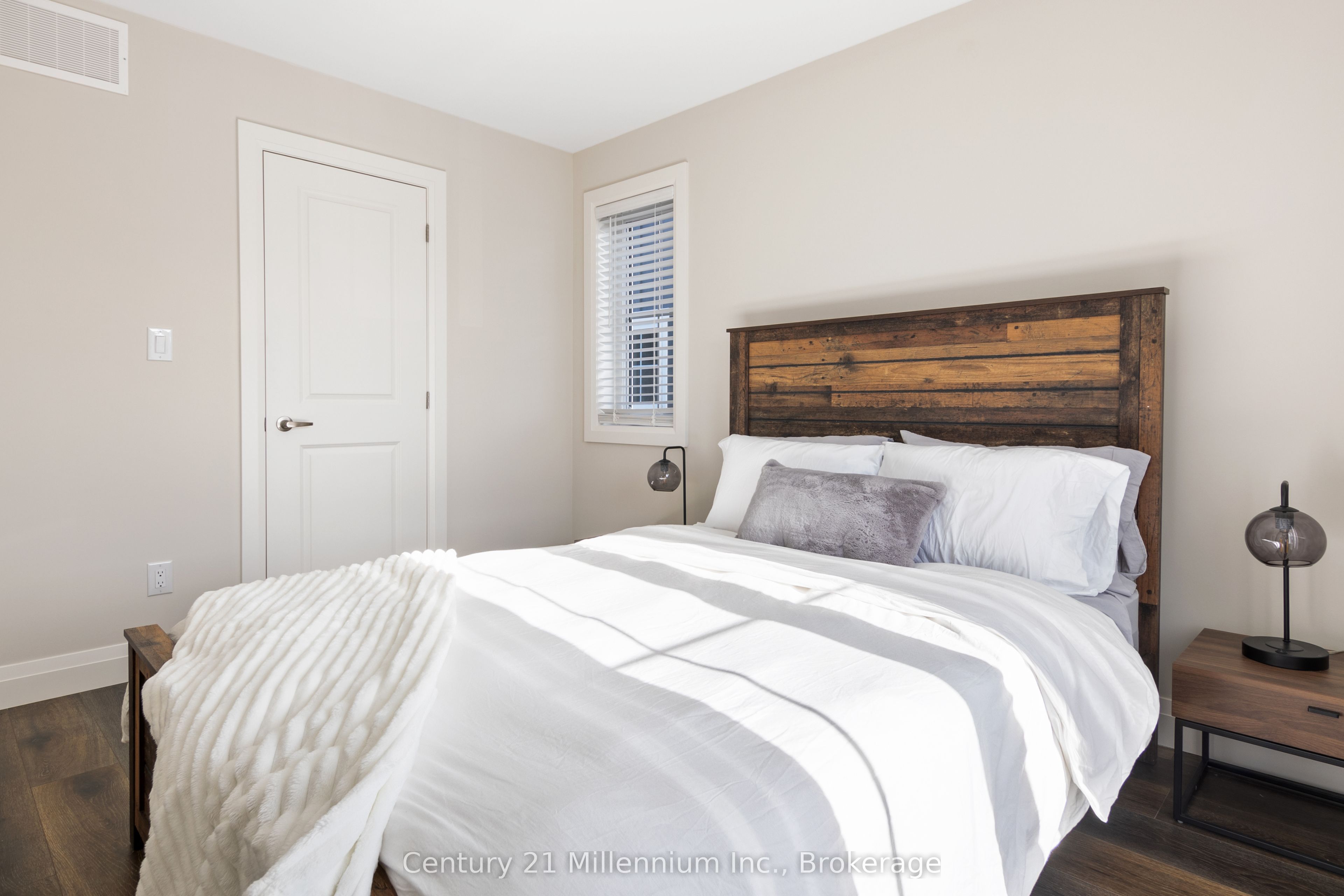 126 Courtland Street Property Photo 17