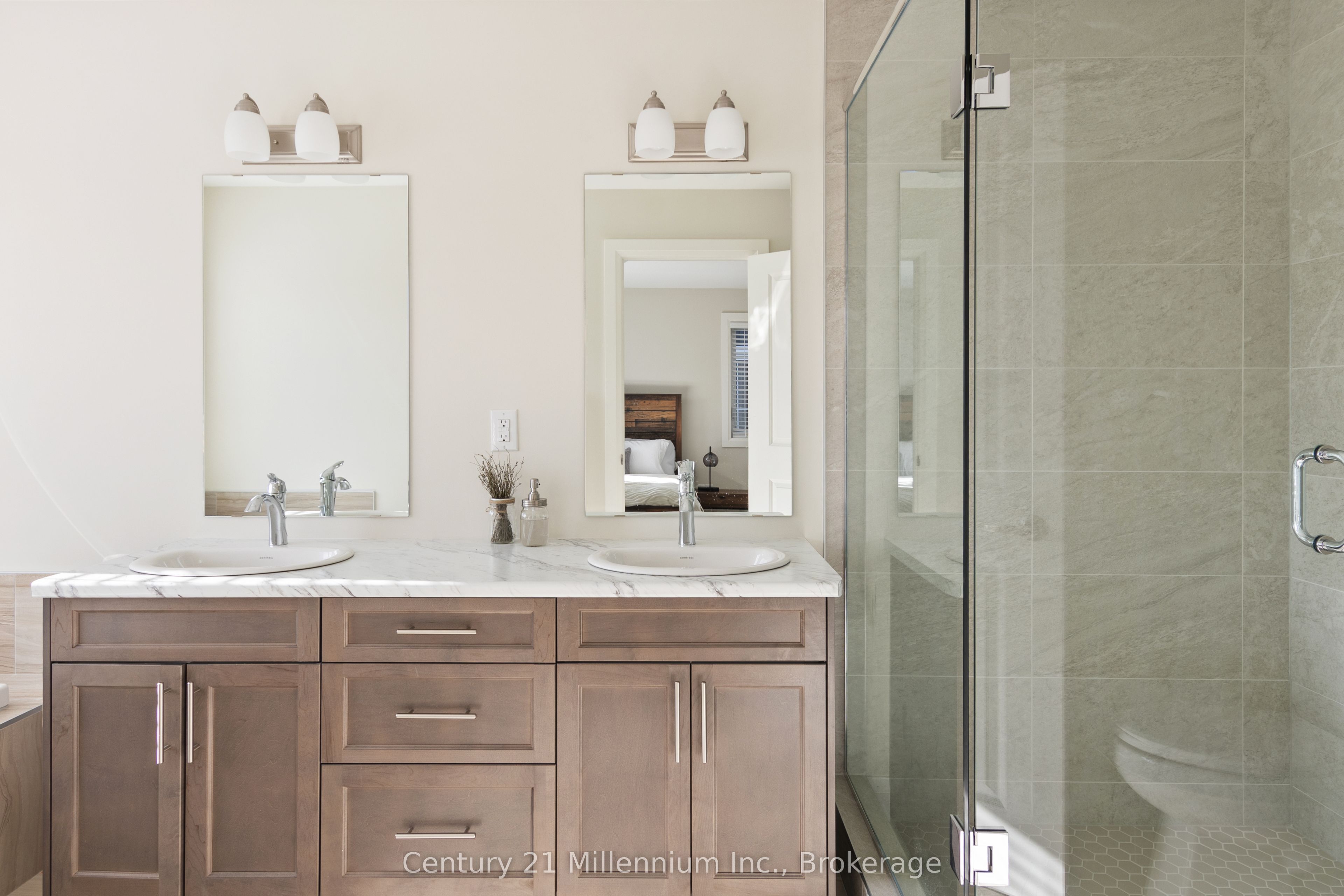 126 Courtland Street Property Photo 19