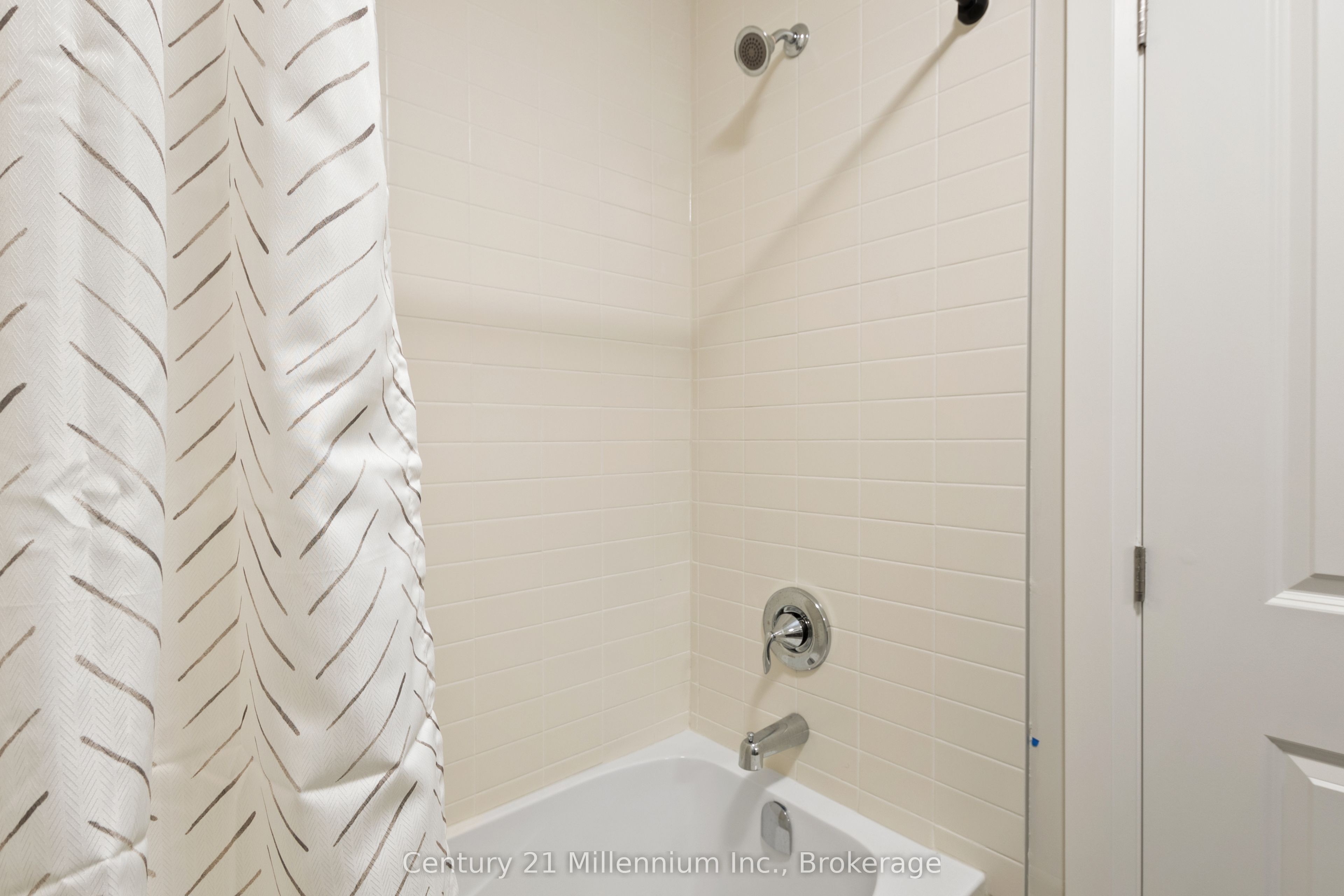 126 Courtland Street Property Photo 25