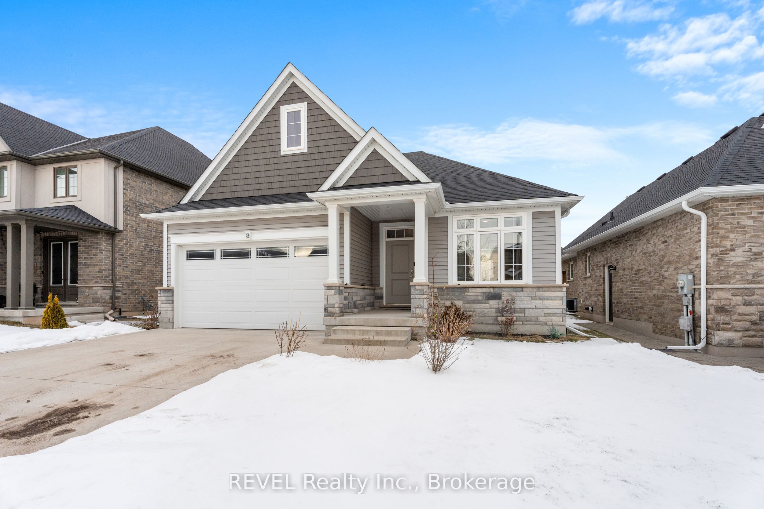 8 Hopkins Street Property Photo