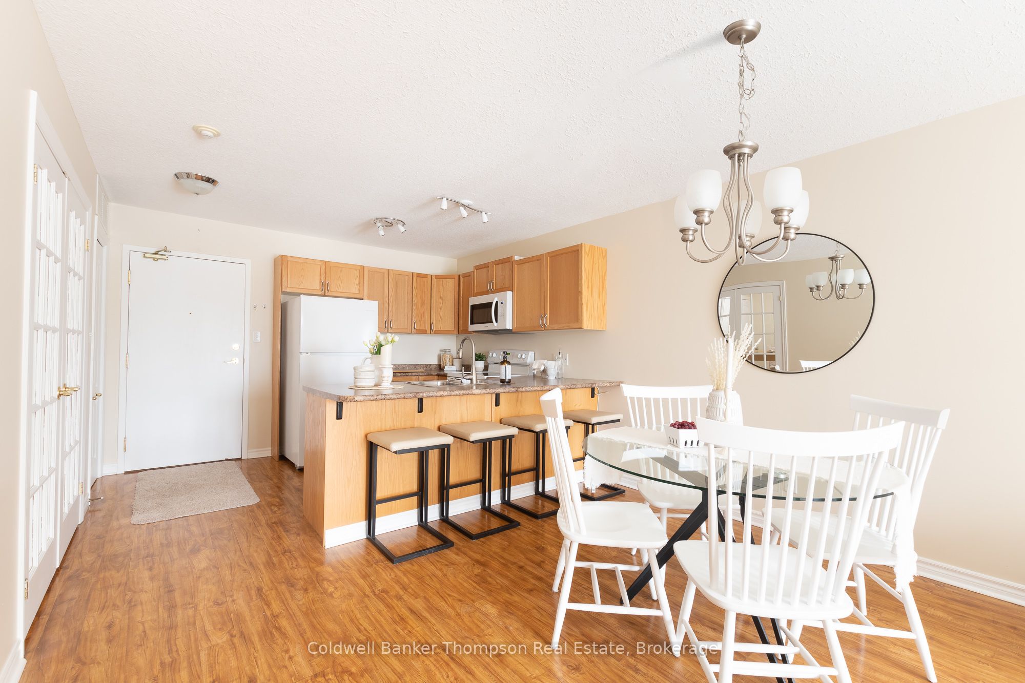 #203 - 4 Legacy Lane Property Photo 8