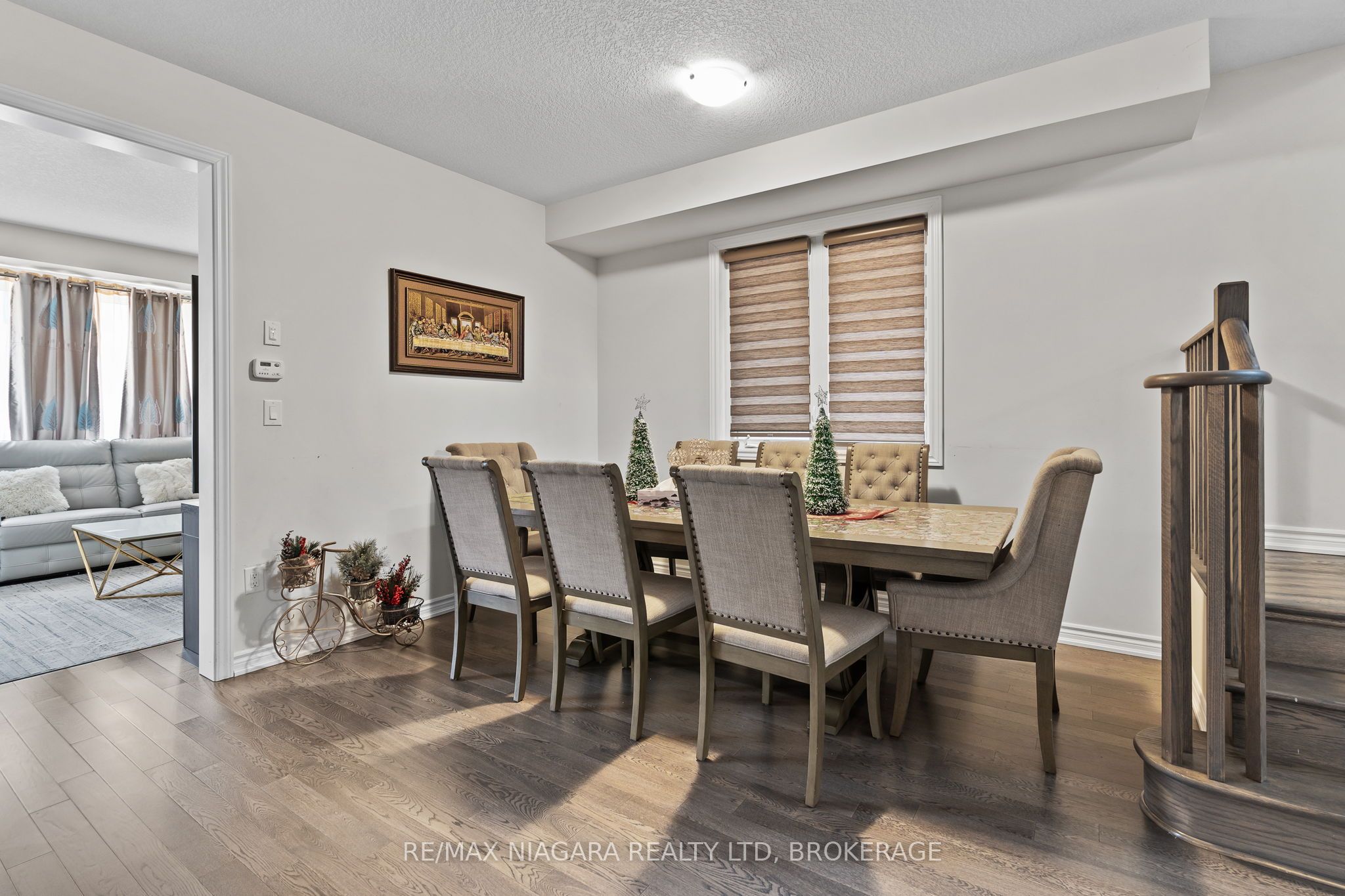 415 Barker Parkway Property Photo 4