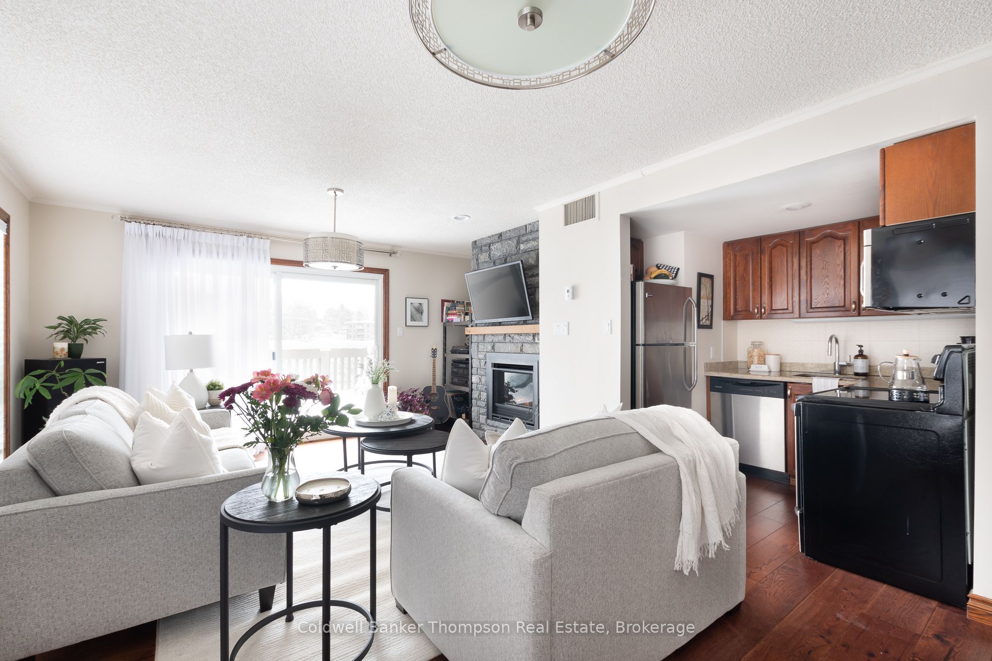 #301 - 34 Deerhurst Greens Road Property Photo 1