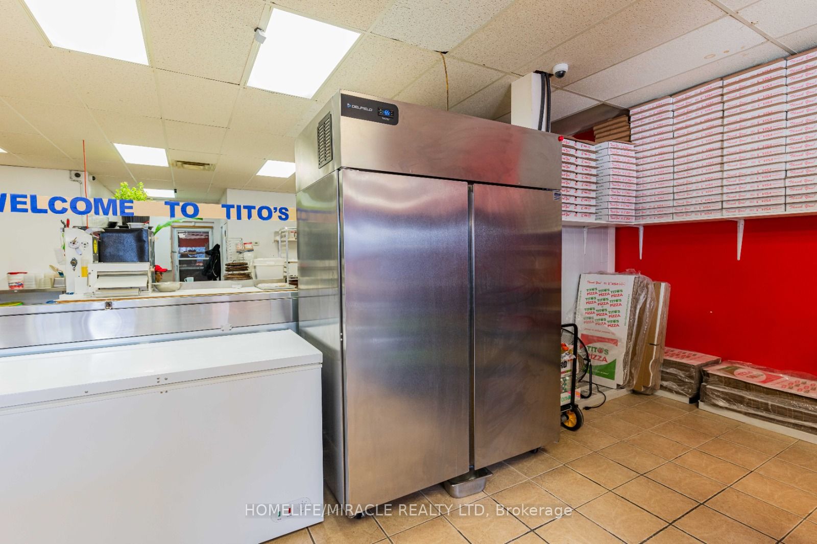 112 Oriole Pkwy W Property Photo 13