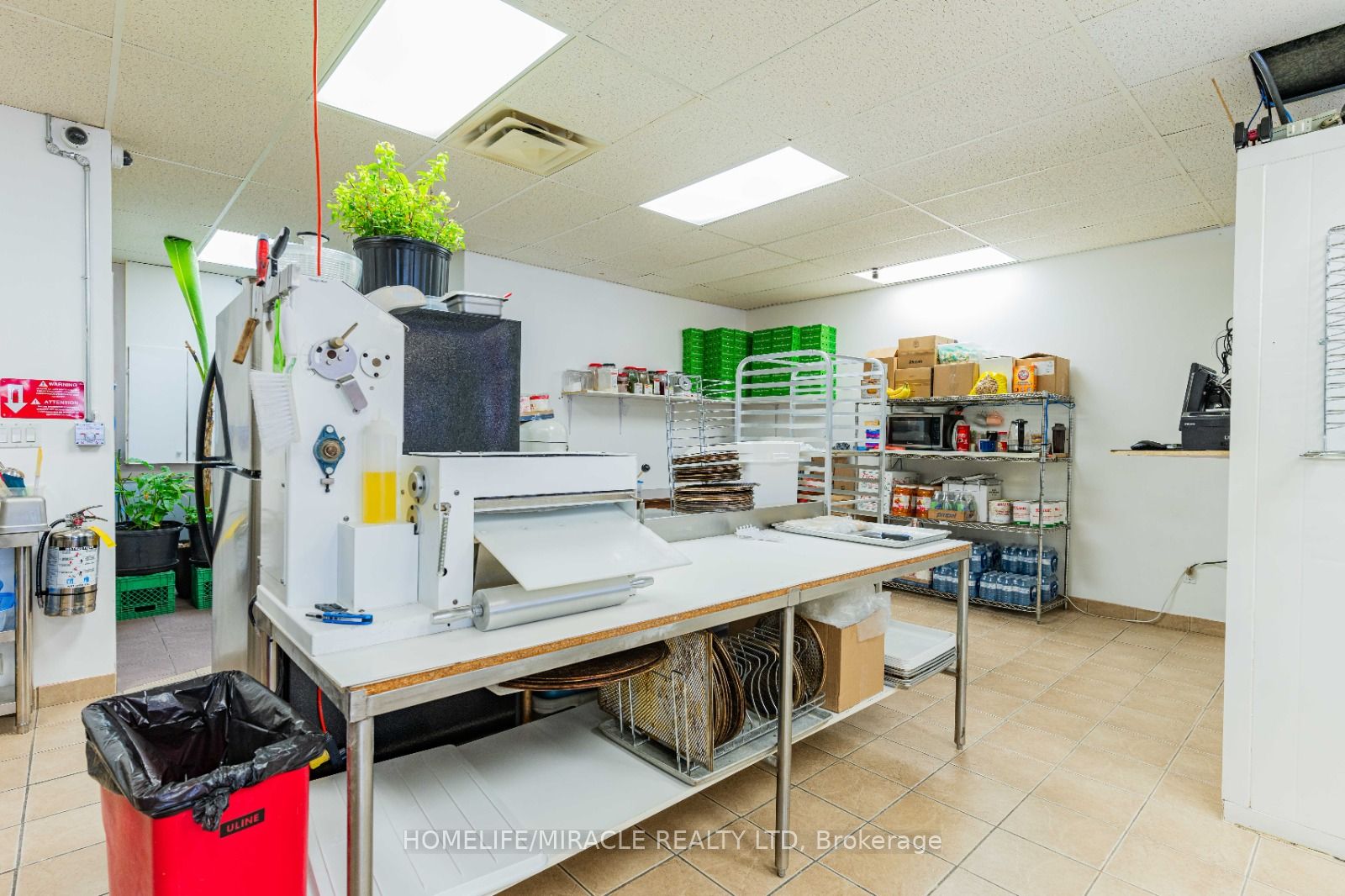112 Oriole Pkwy W Property Photo 19