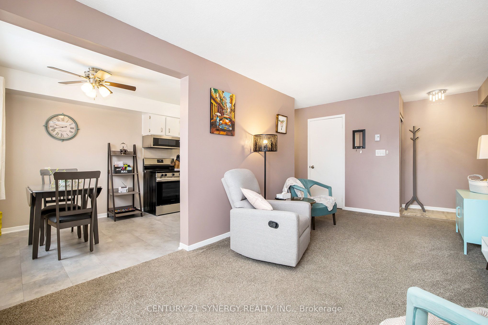 #201 - 26 Pearl Street Property Photo 6