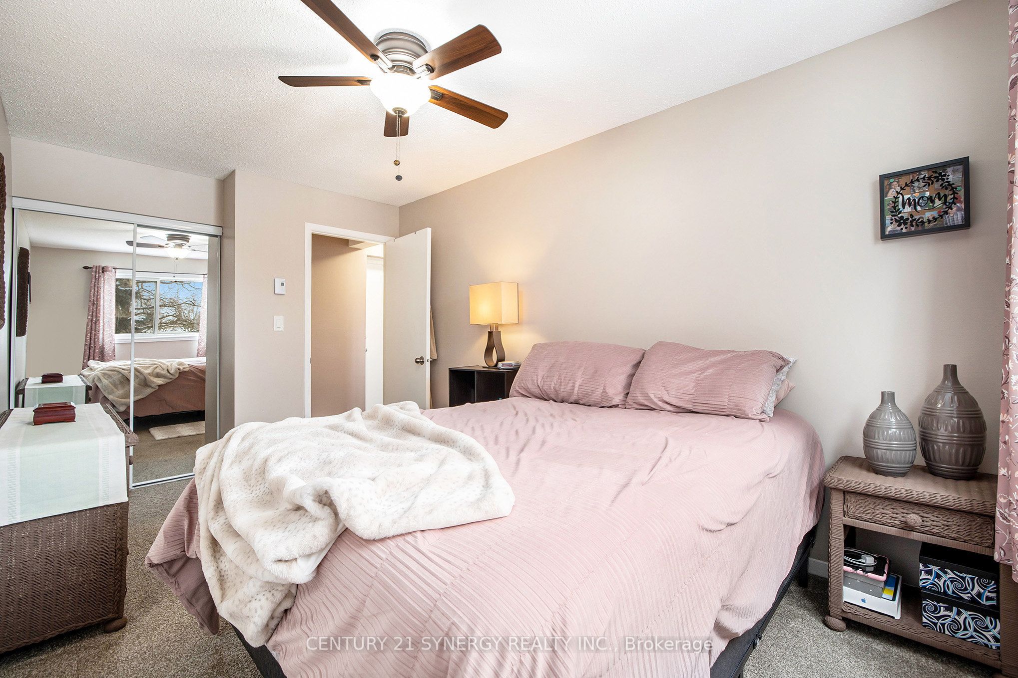 #201 - 26 Pearl Street Property Photo 11