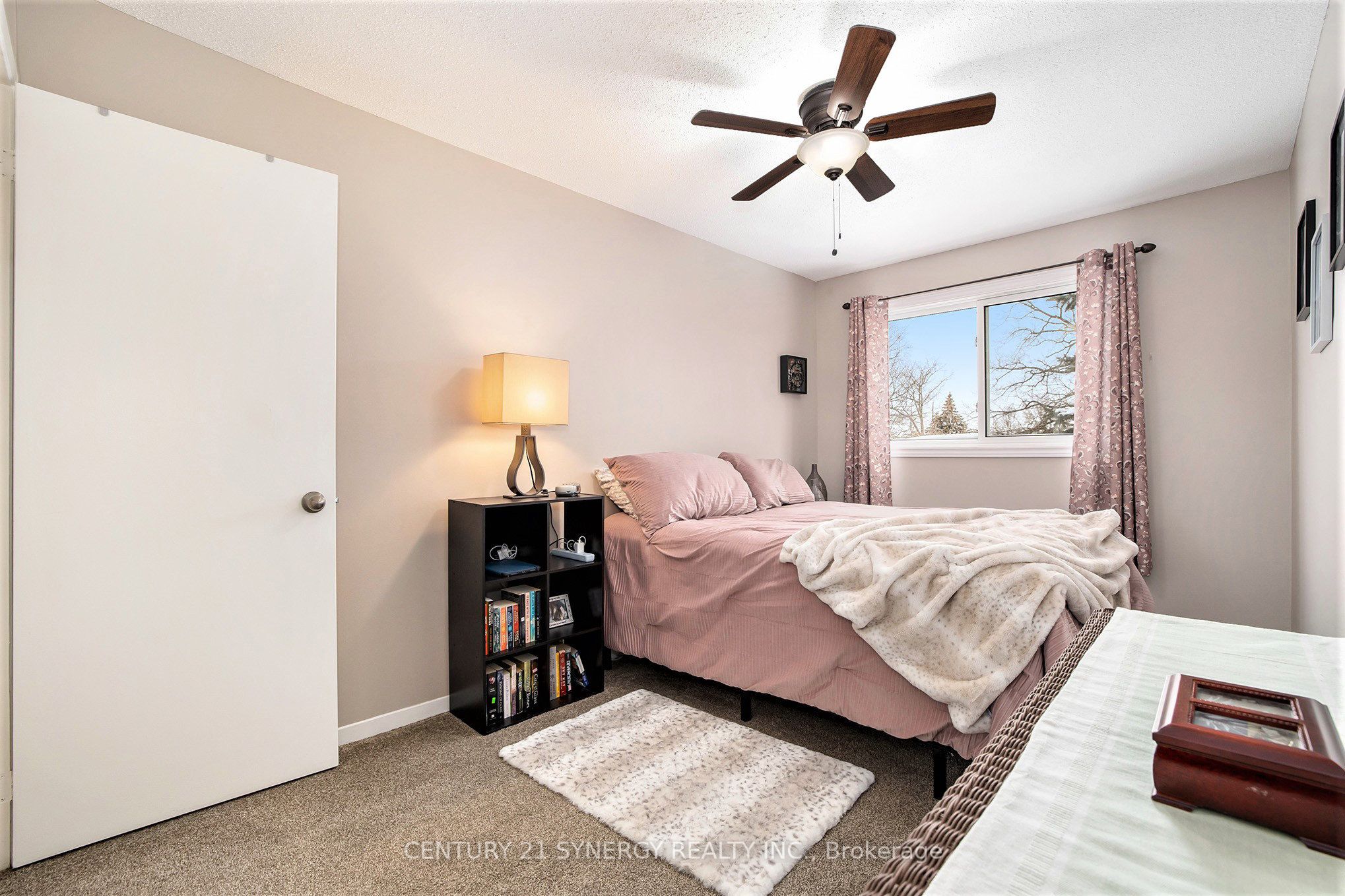 #201 - 26 Pearl Street Property Photo 12