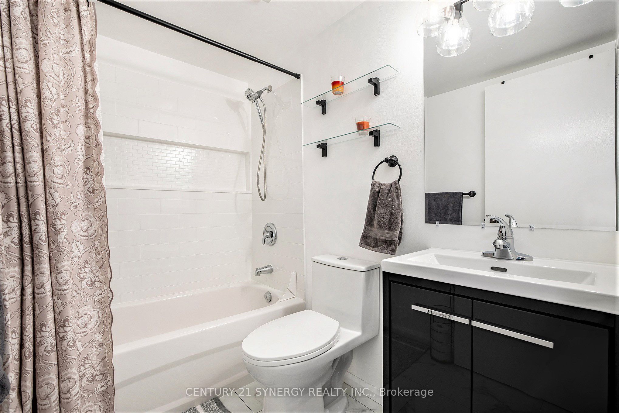 #201 - 26 Pearl Street Property Photo 13
