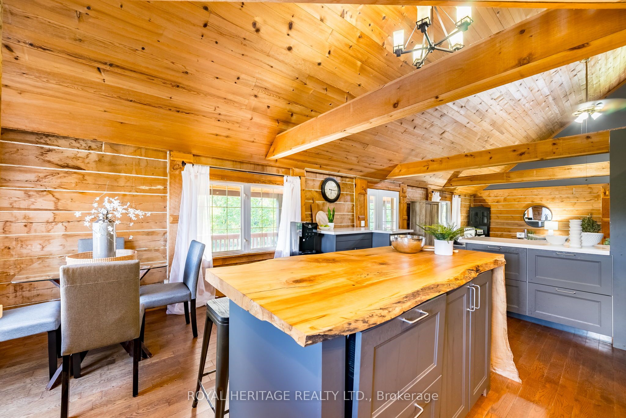 552 Mitchell Road Property Photo 9