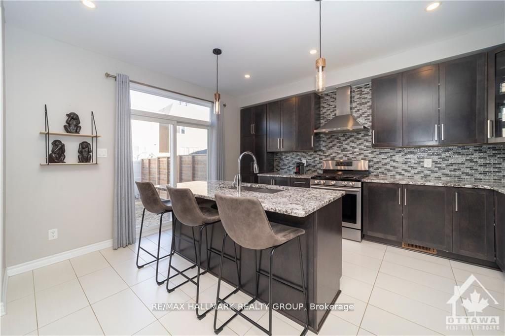 78 Russet Terrace Property Photo 10