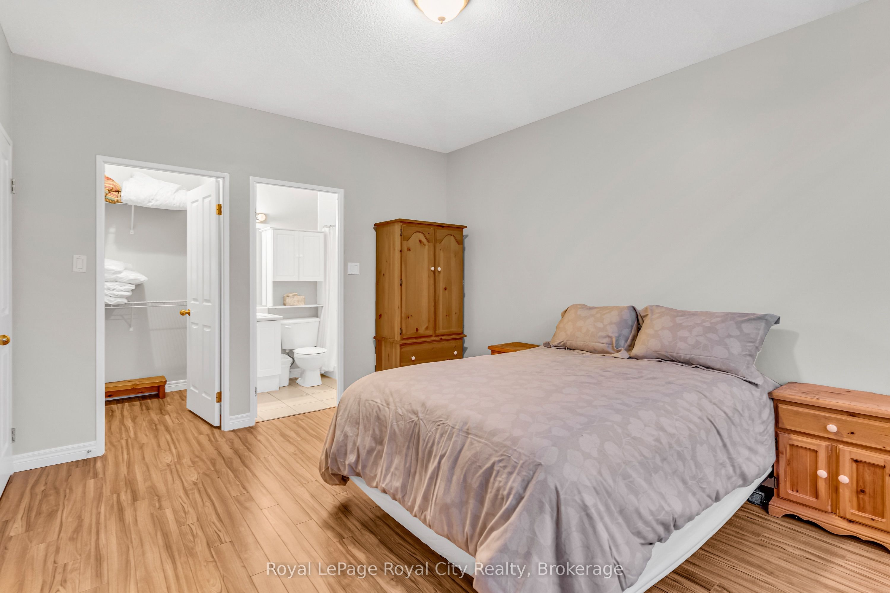 #311 - 60 Wyndham Street Property Photo 19