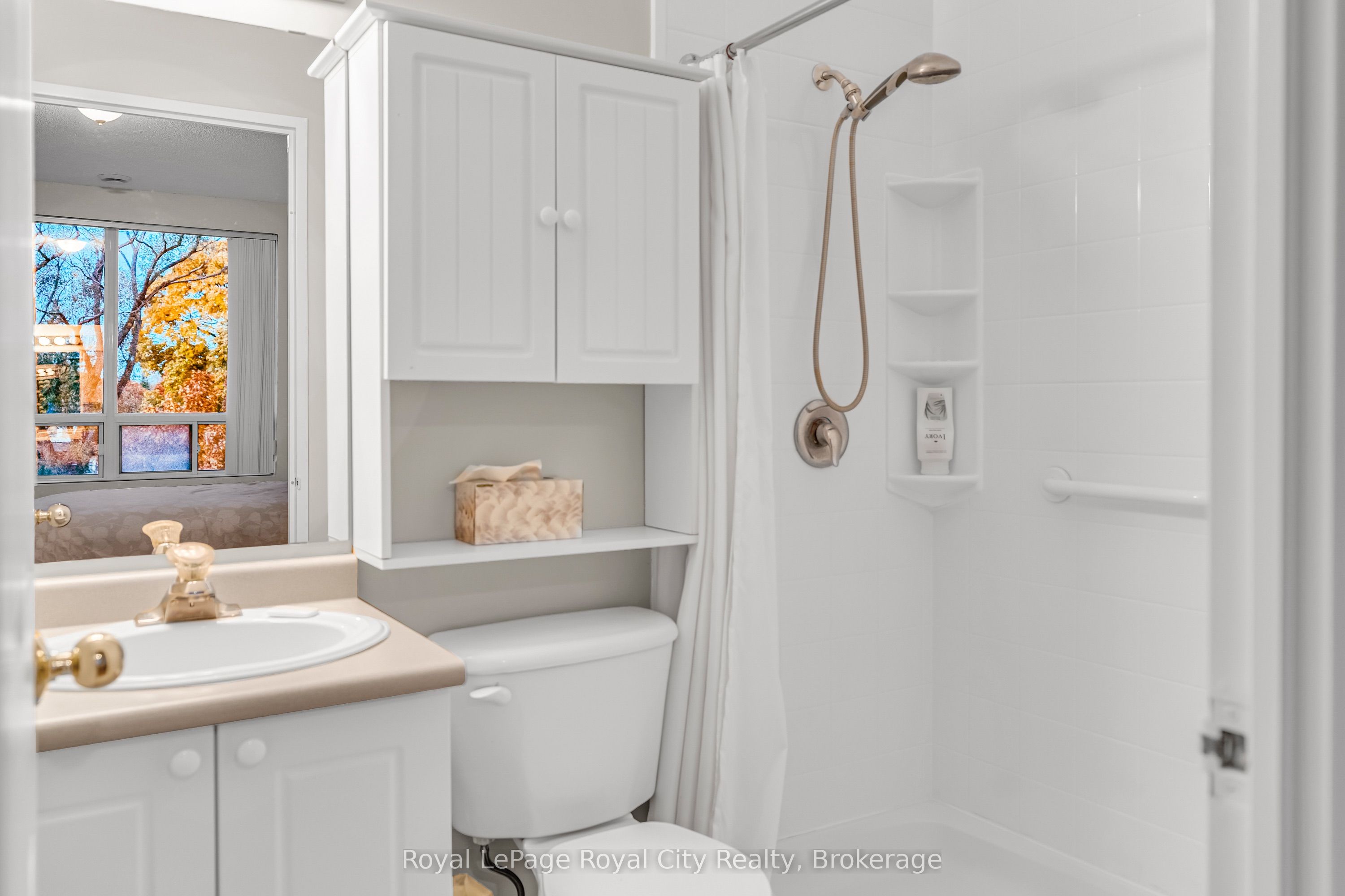 #311 - 60 Wyndham Street Property Photo 21