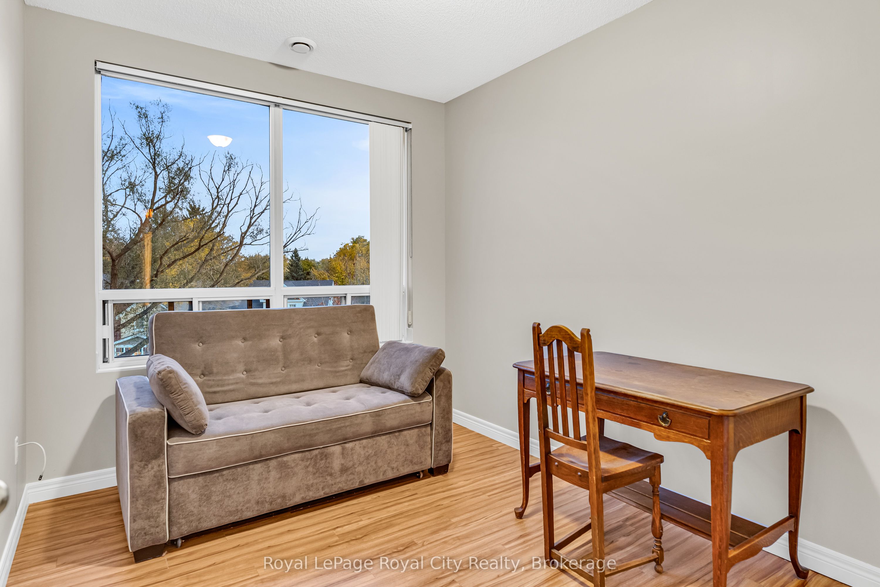 #311 - 60 Wyndham Street Property Photo 23