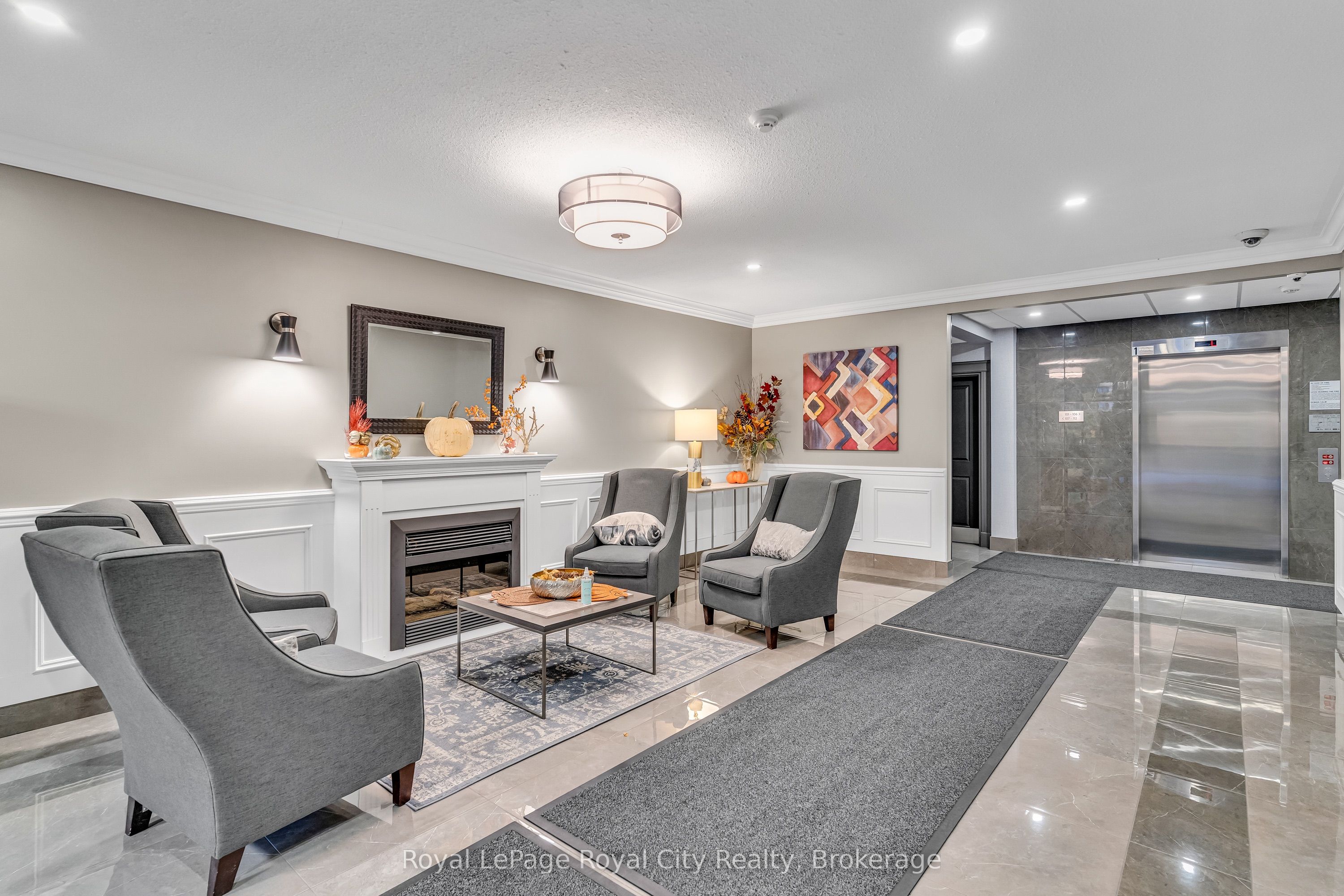 #311 - 60 Wyndham Street Property Photo 28