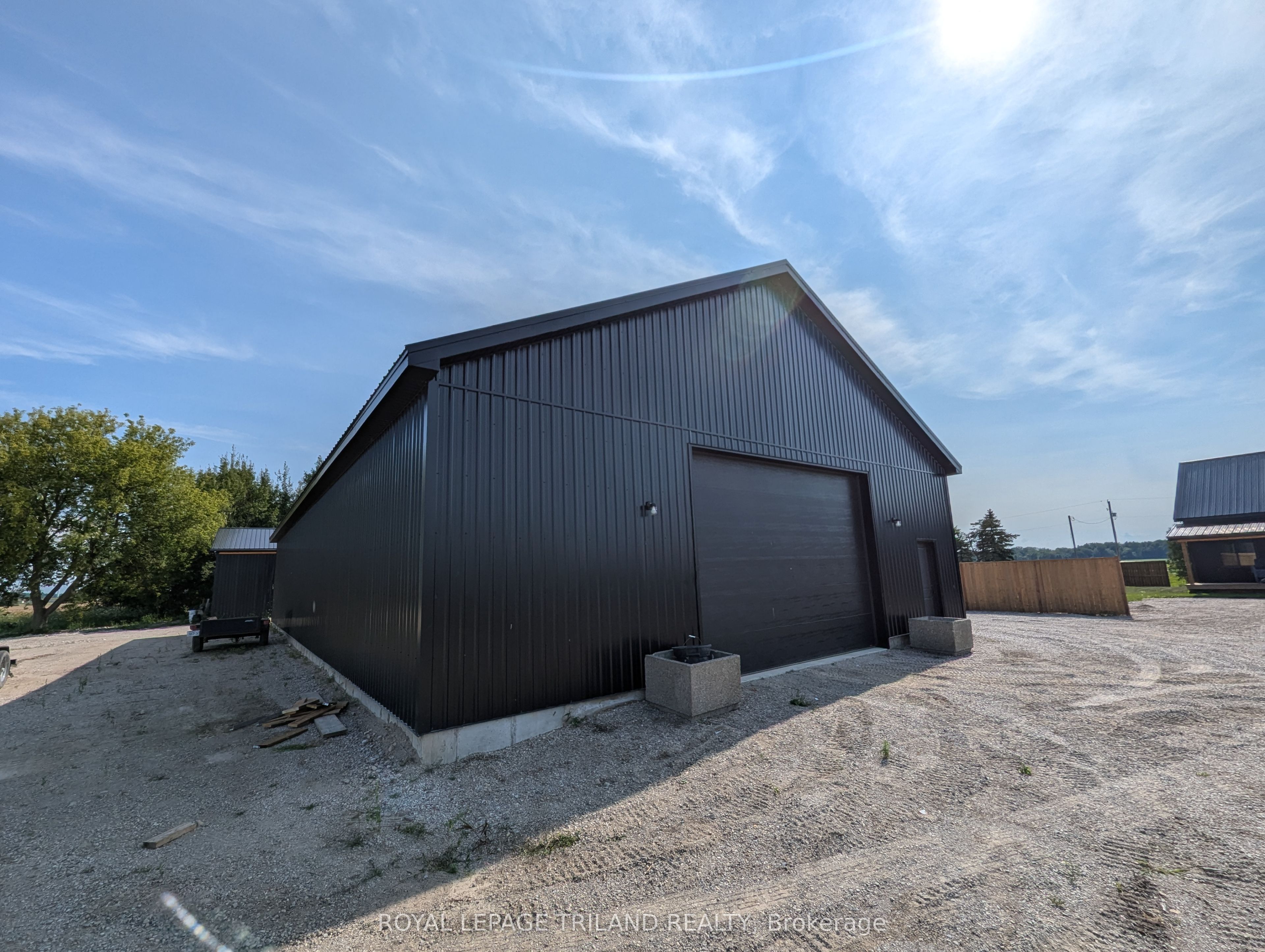 70298 Shipka Line Property Photo 5