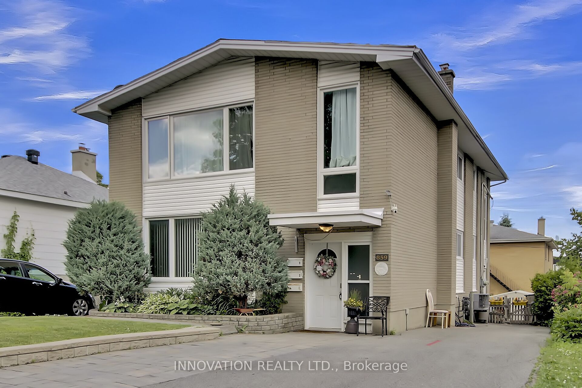 859 Tavistock Road Property Photo 1