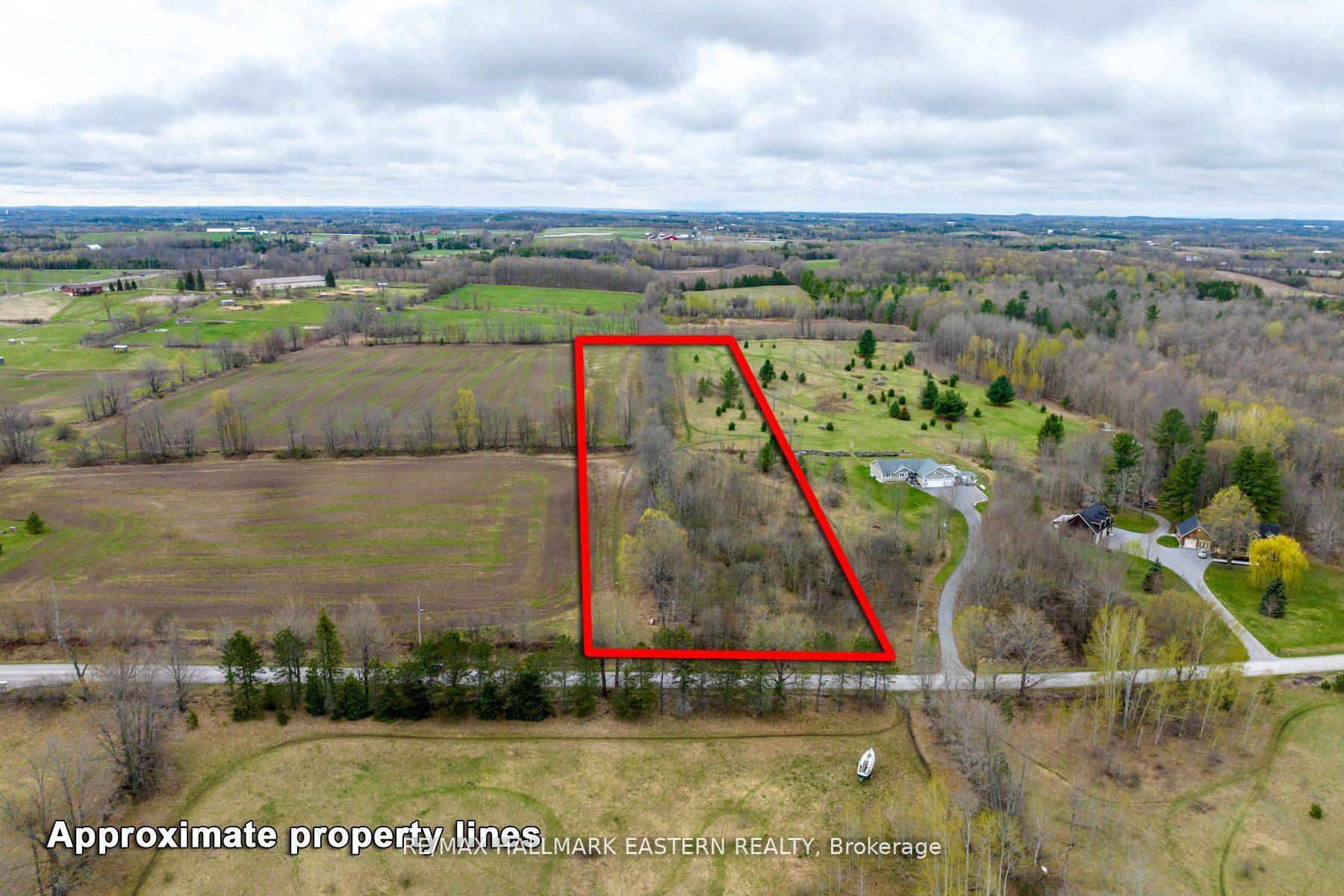 1737 Thirteenth Line Property Photo 36