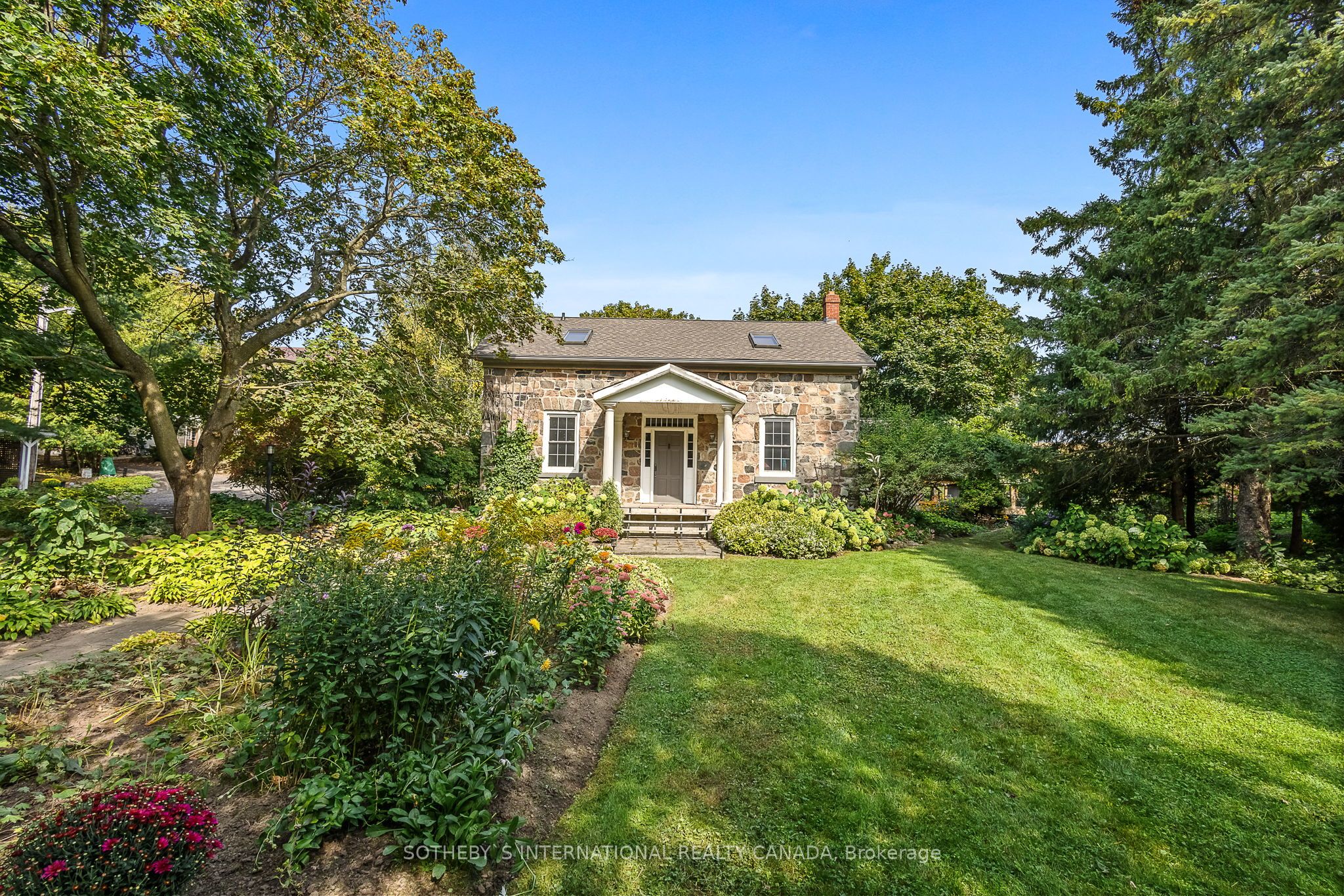 2402 Ganaraska Road Property Photo 1