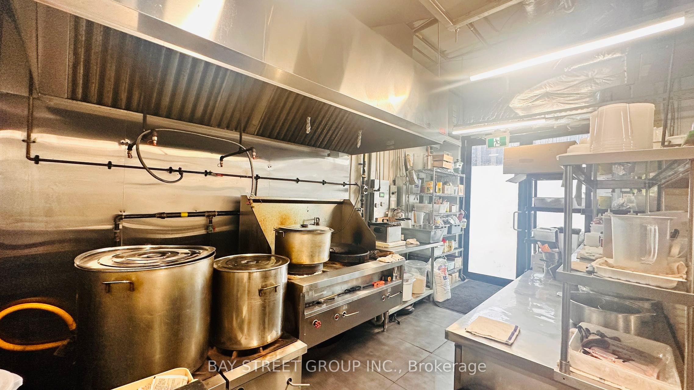 #7 - 330 Phillip Street Property Photo 2