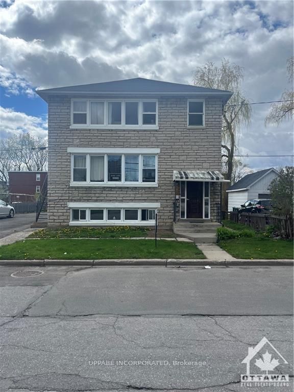 382 Brant Street Property Photo