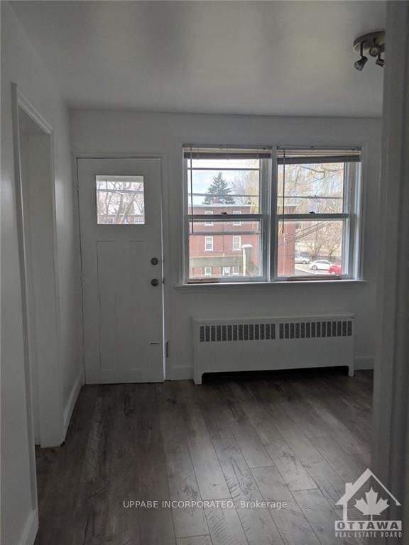 382 Brant Street Property Photo 11