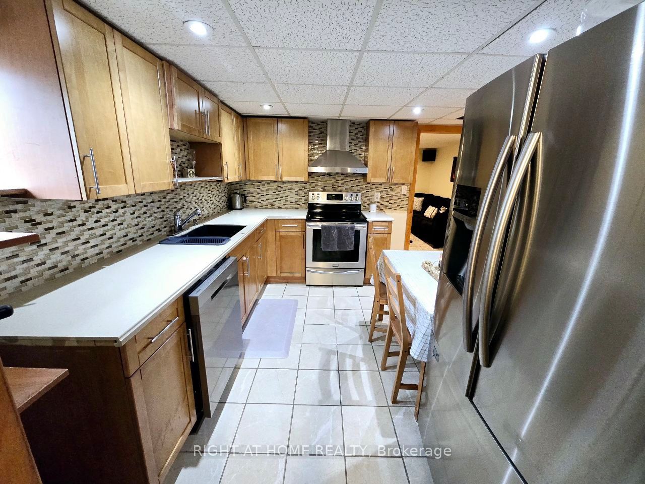 1196 Rainbow Street Property Photo 17