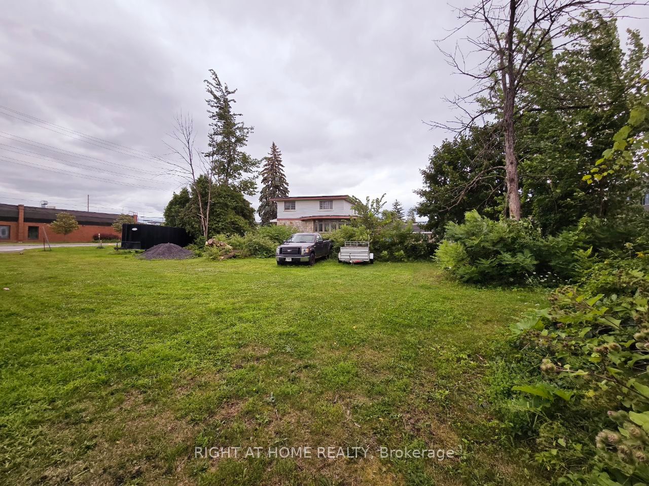 1196 Rainbow Street Property Photo 19