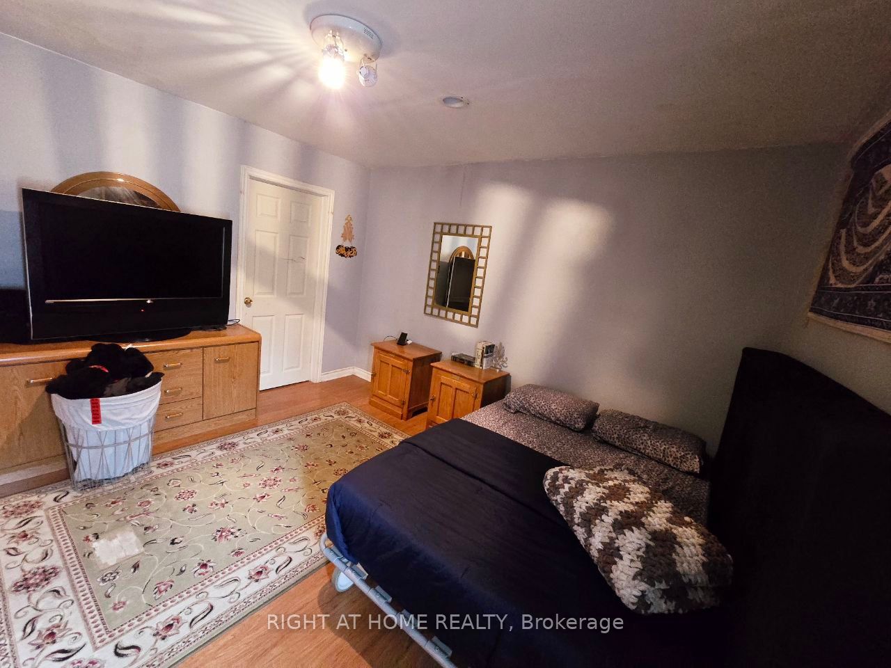 1196 Rainbow Street Property Photo 10