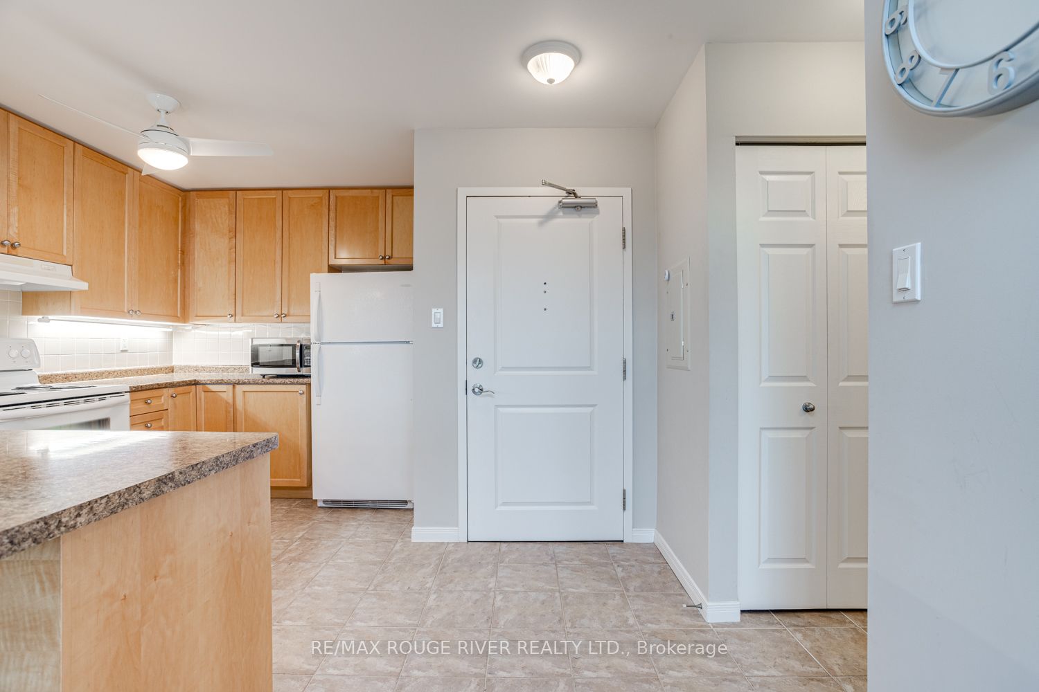 #309 - 125 Third Street Property Photo 5