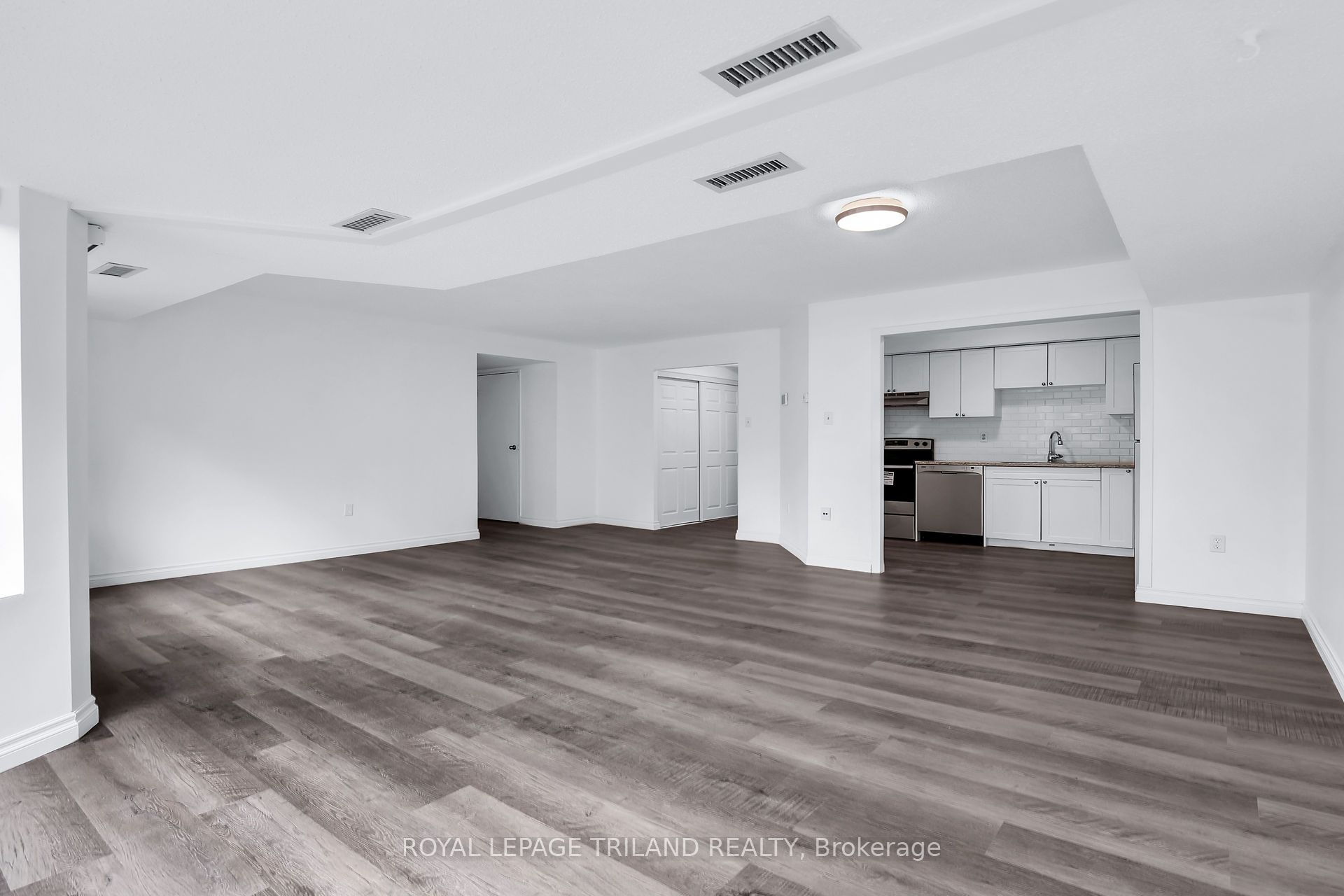 #415 - 521 Riverside Drive Property Photo 7