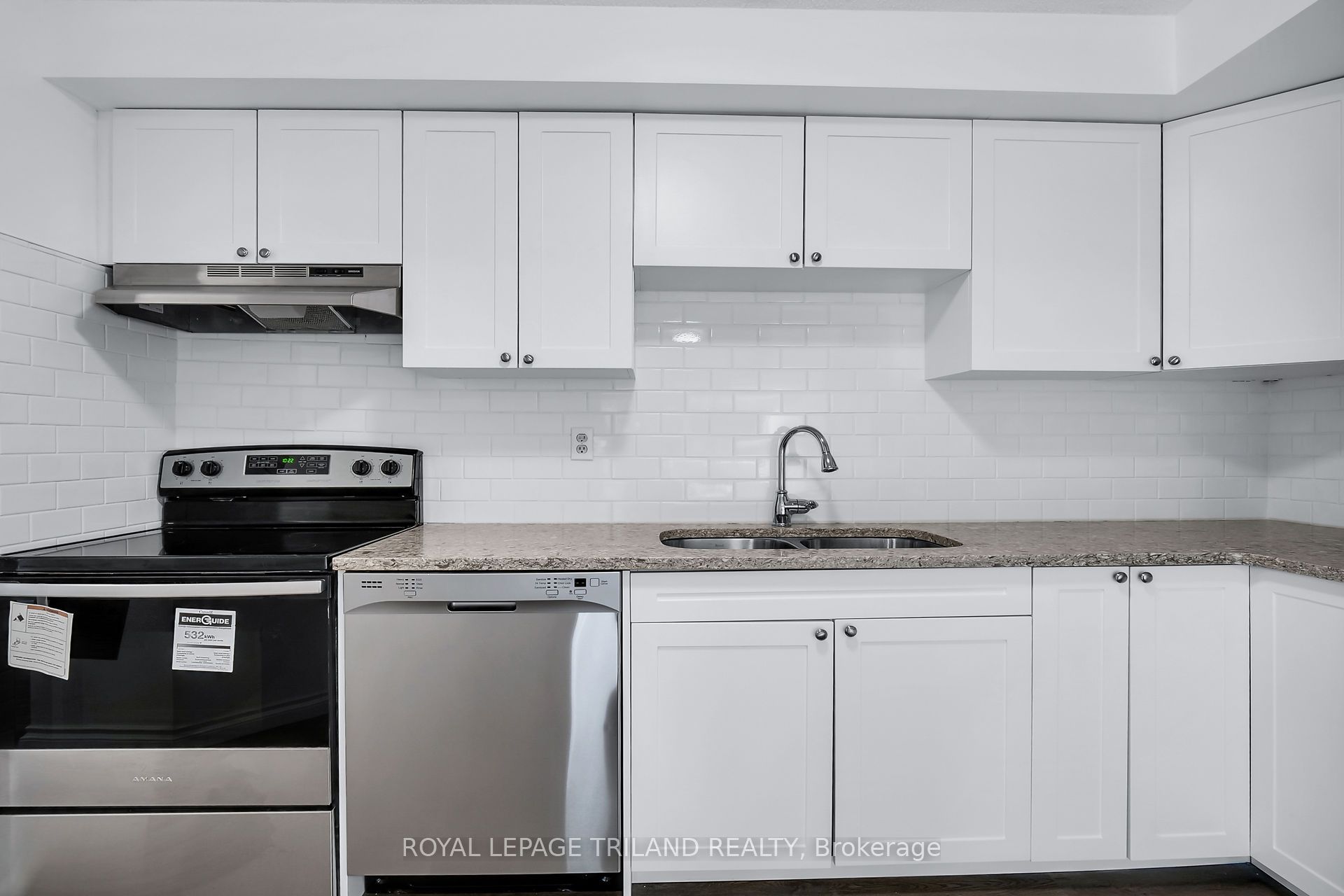 #415 - 521 Riverside Drive Property Photo 10