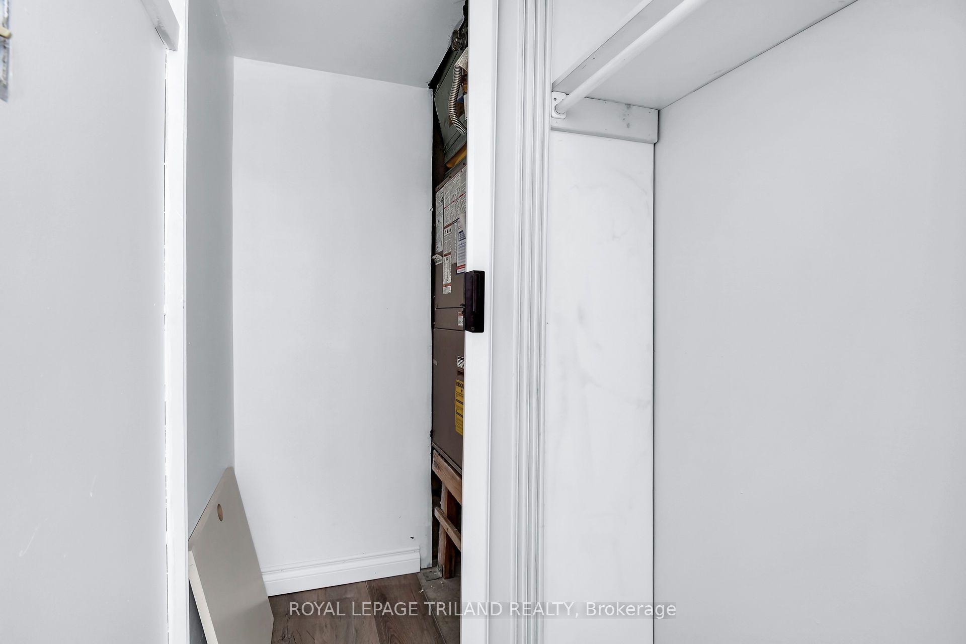 #415 - 521 Riverside Drive Property Photo 19